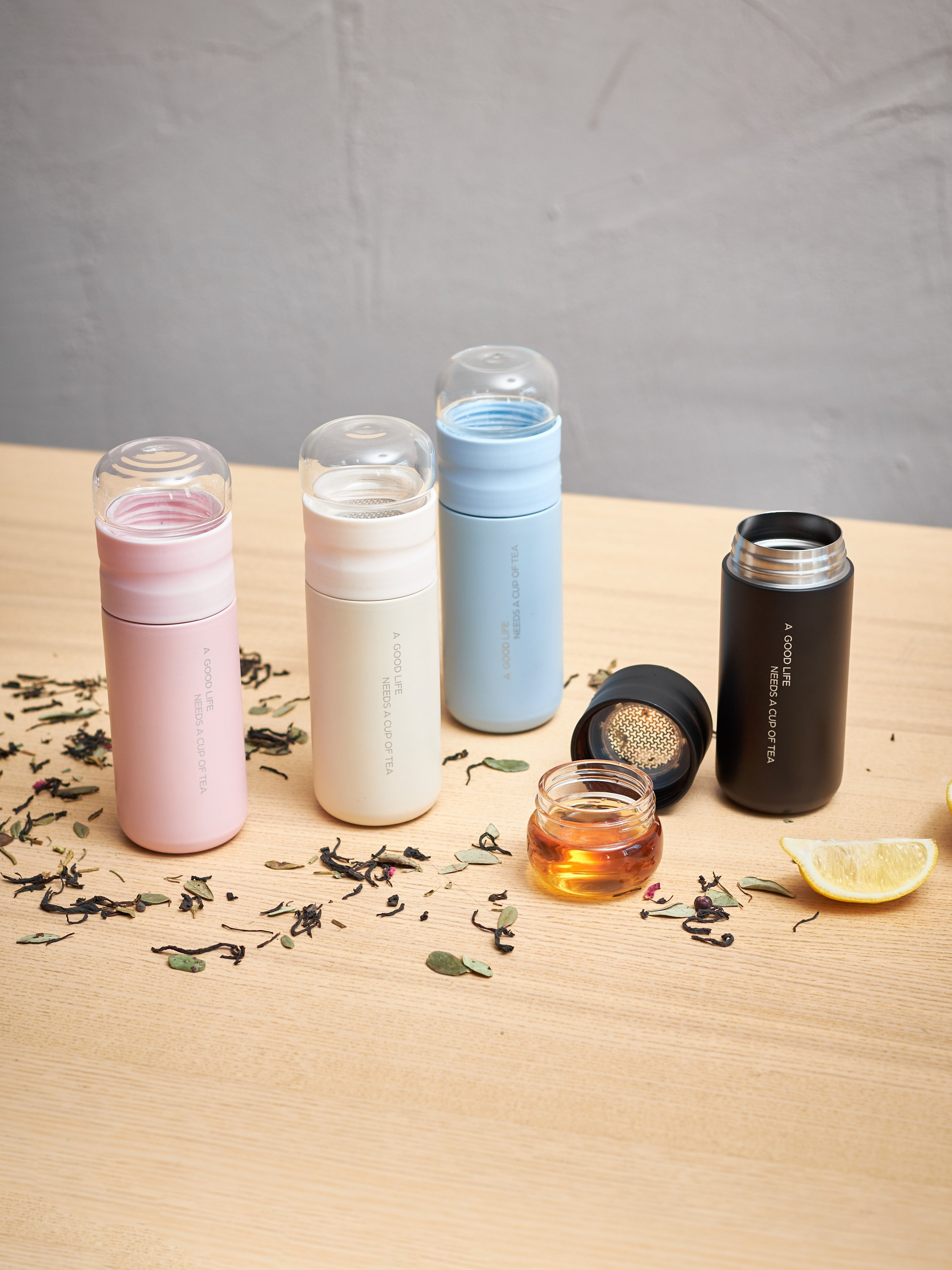 Термосы. Фотограф Екатеринбург Анастасия Жерновская | Маркетплейсы и нейрофото