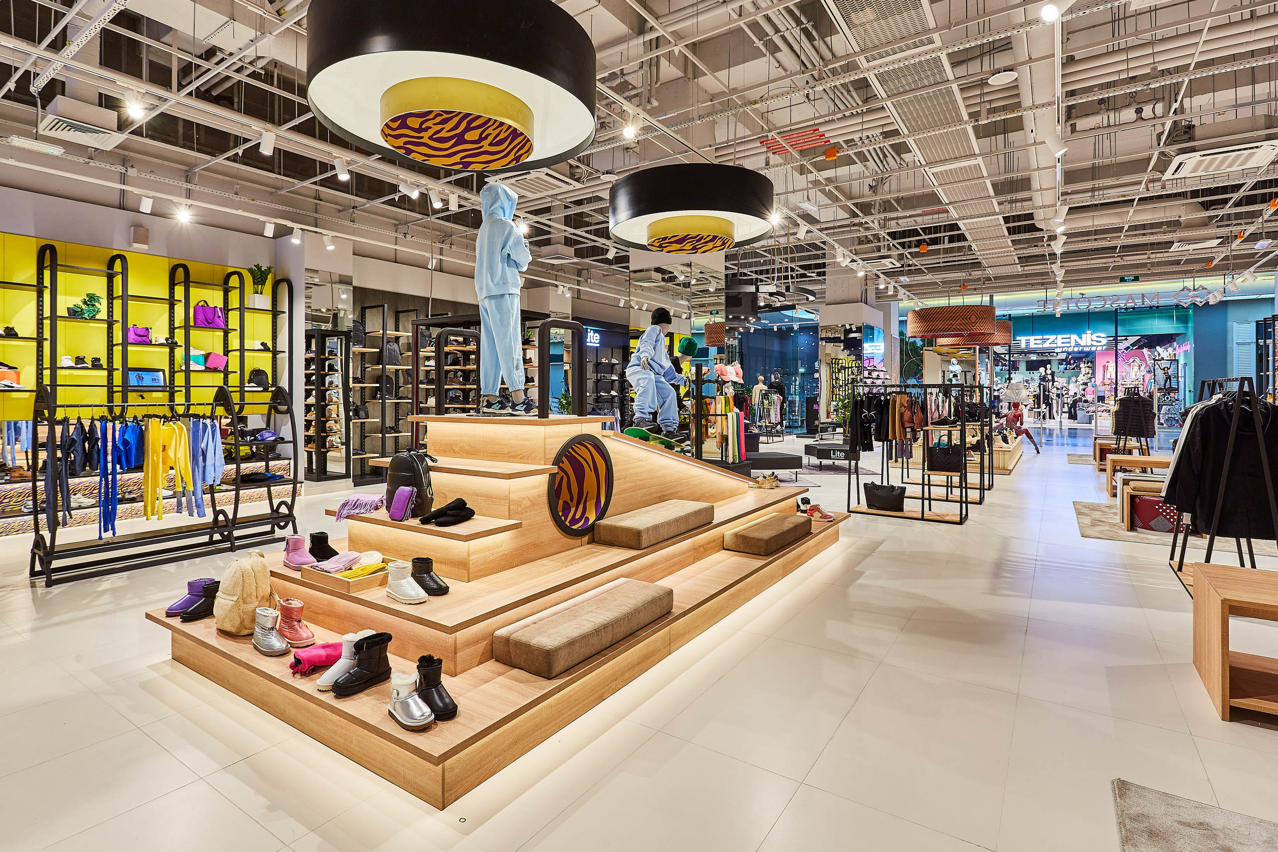 Съемка торгового магазина. Фотограф Руслан Потапов в Краснодаре