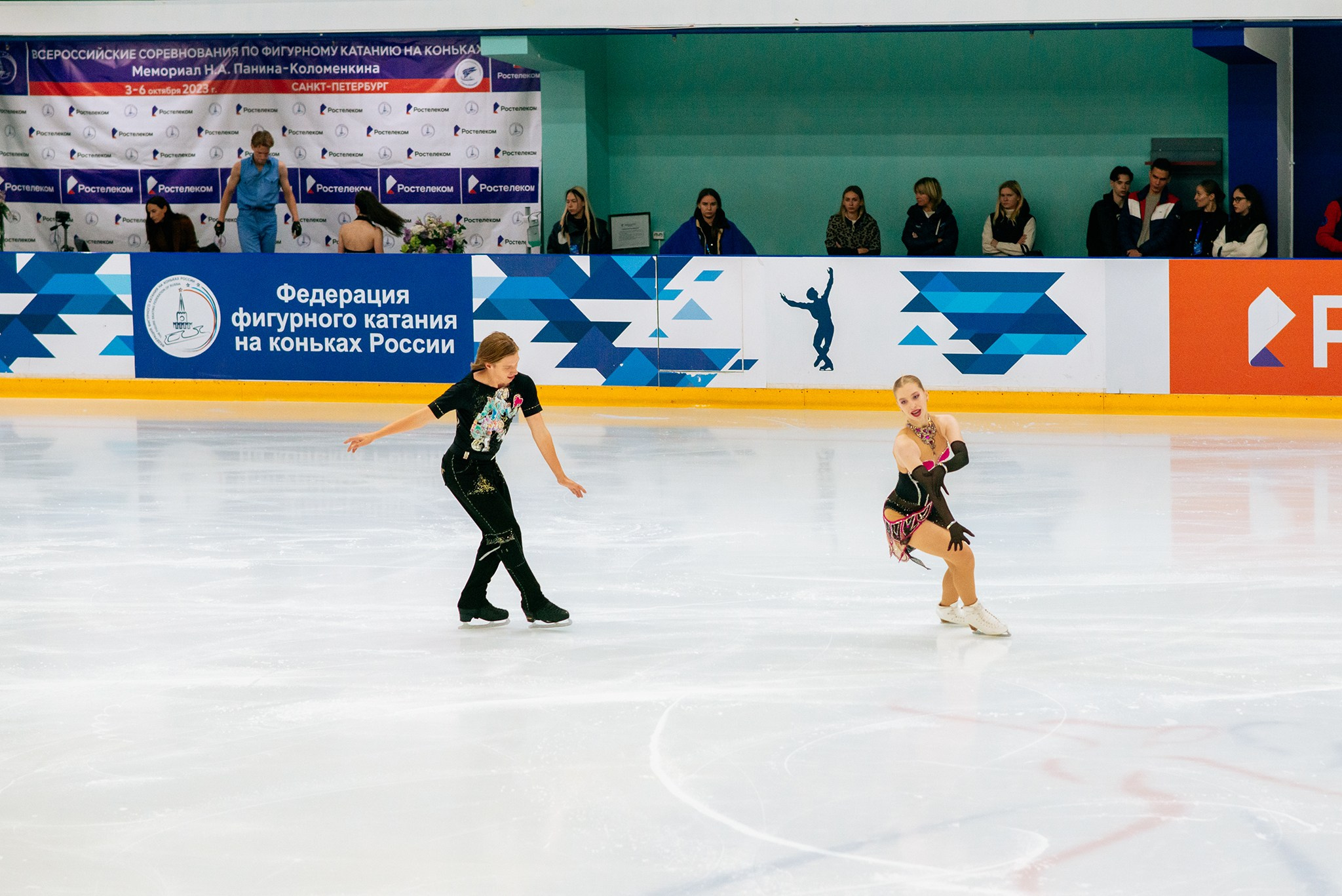Танцы на льду. Елизавета Кириллова и Илья Карпов. Репортажный фотограф в Санкт-Петербурге Анастасия Клёпова