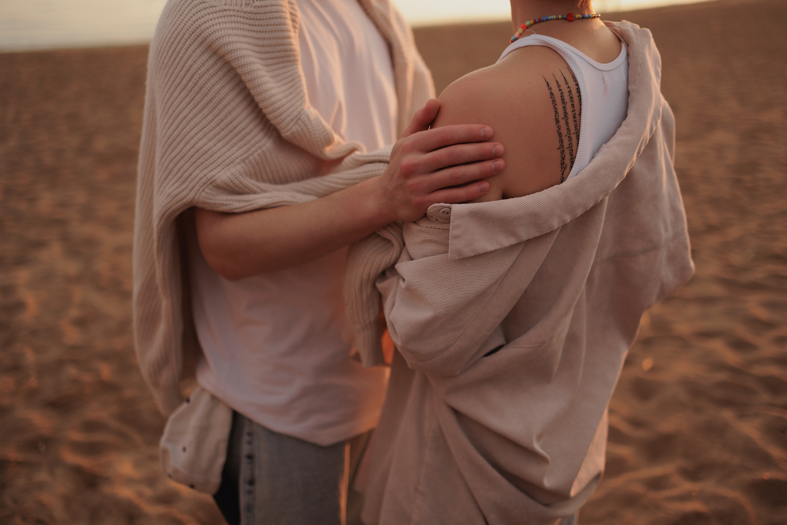 В песке. Свадебный фотограф в Москве | Профессиональный фотограф | Выгодные цены на услуги