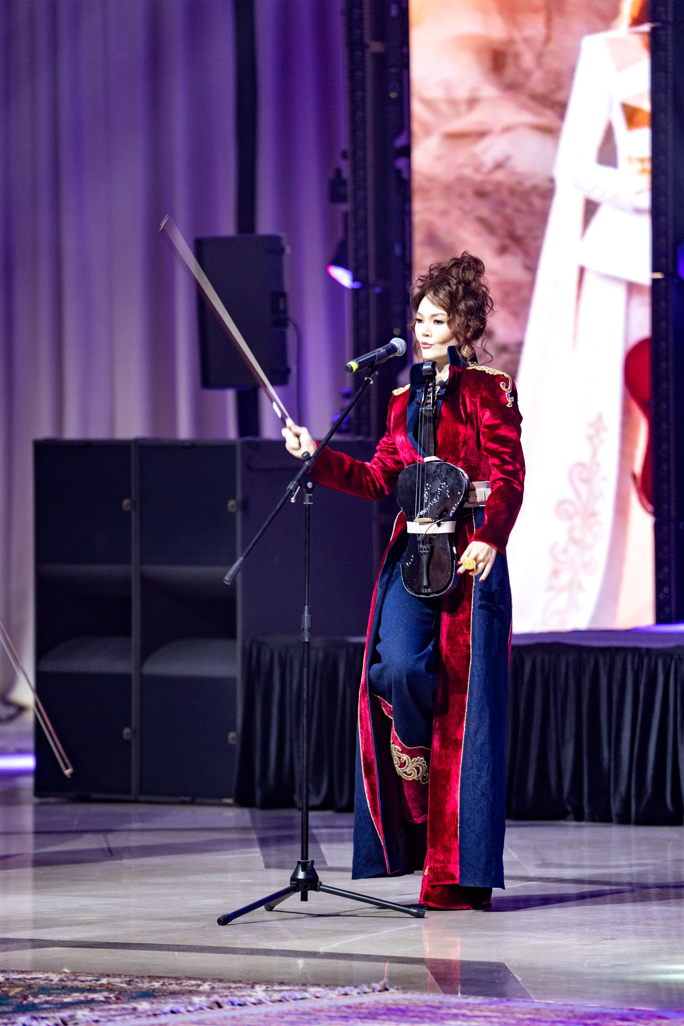 Backstage. Сайт Алматинского НЮ АРТ, будуар и фэшн фотографа Дениса Карпенко