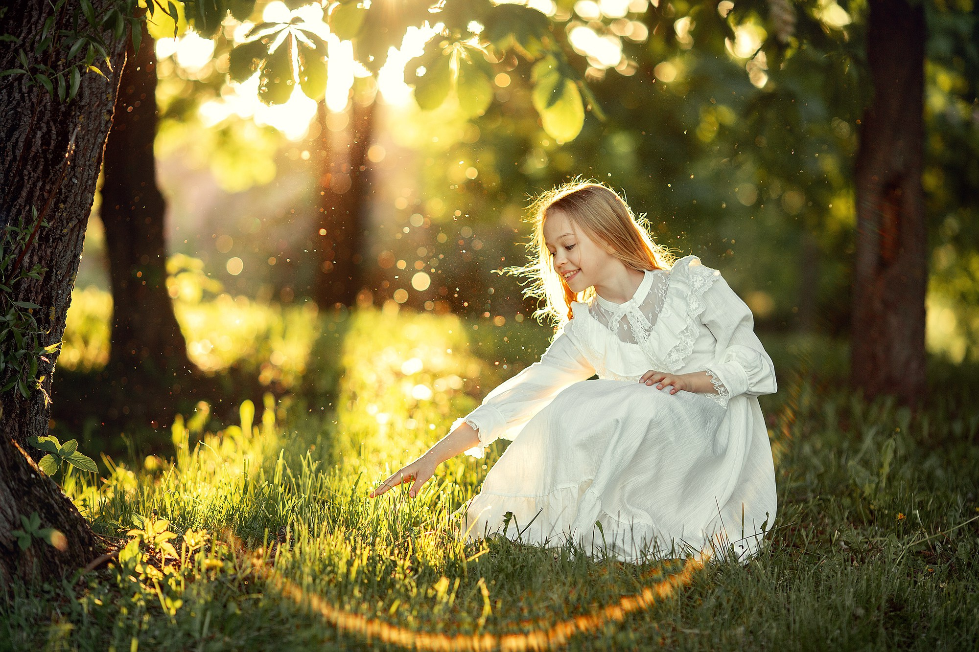 Нежнейшая семейная съемка в белом цветении. Tatyana Nadezhdina Family photographer