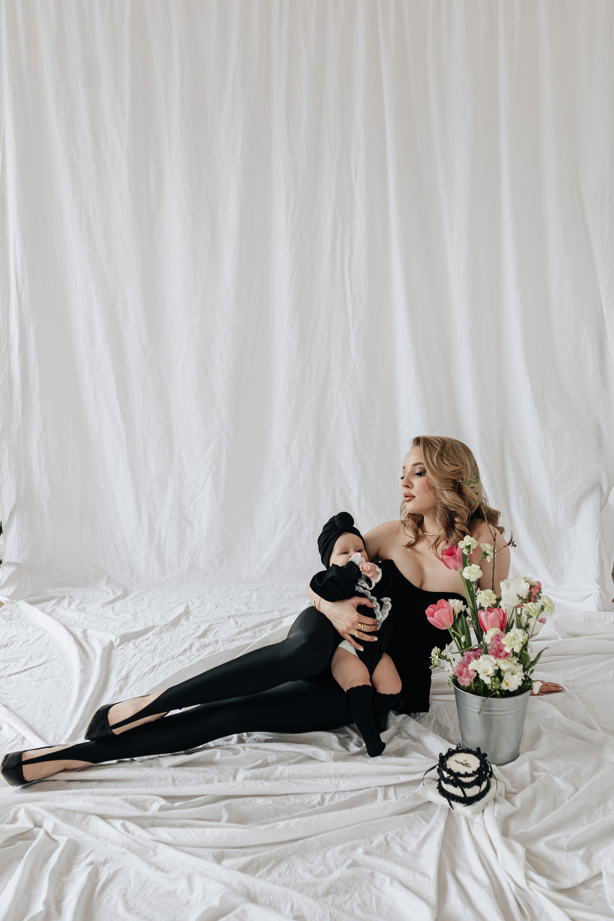 Семейная съёмка в студии. Фотограф Трифон Мира