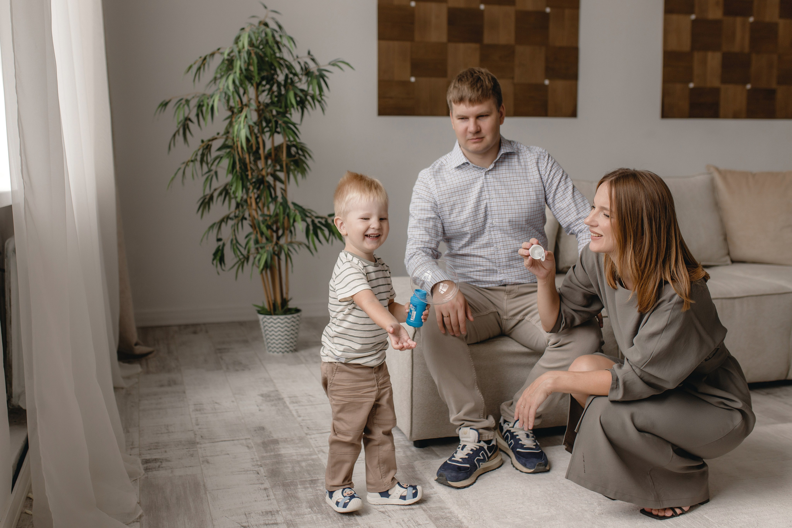 Саша, Оля и Арсений. Главная