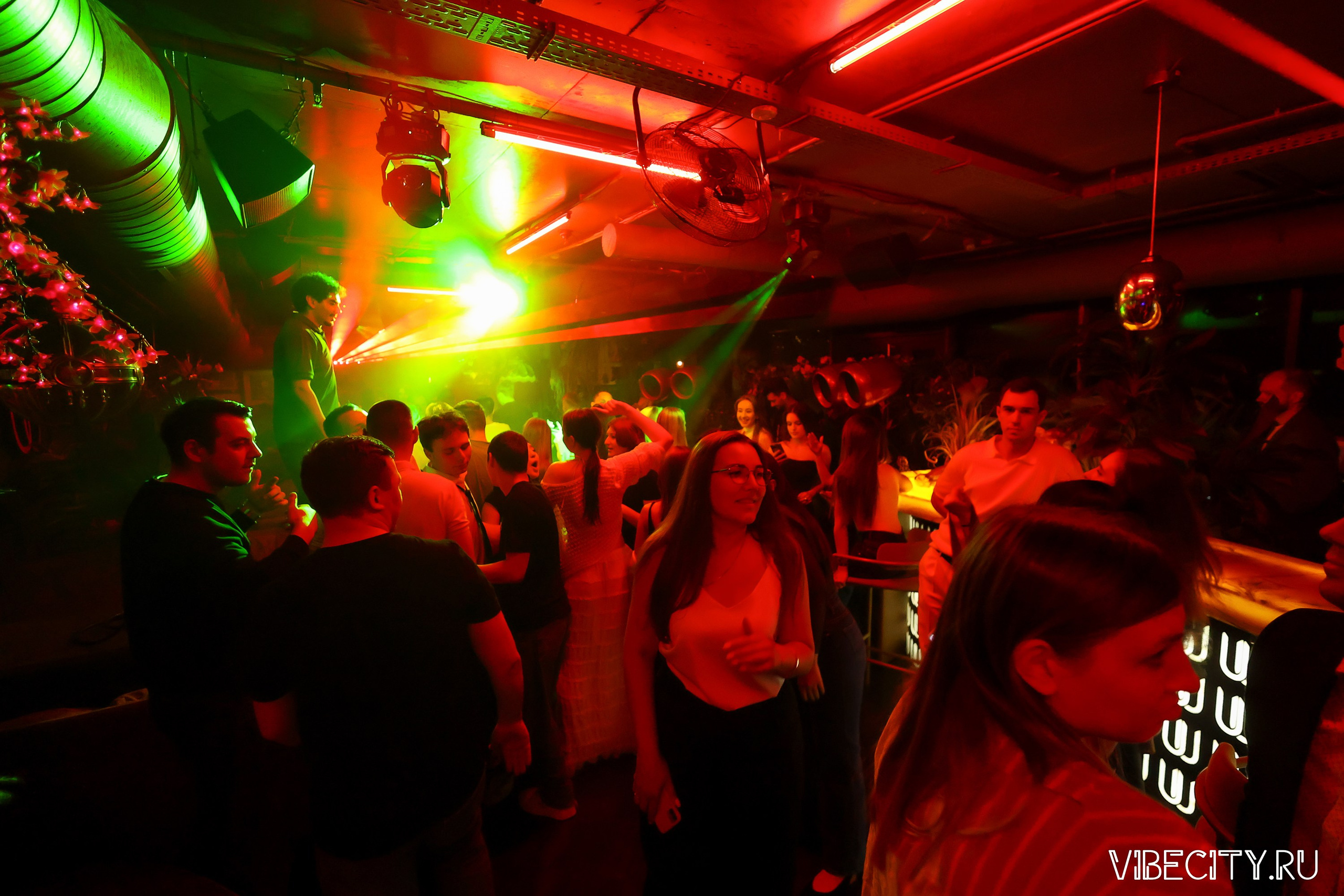 DOUBLE U. VIBECITY.RU Вайб Сити Ру Фоторепортажи Фотоотчеты Калининград