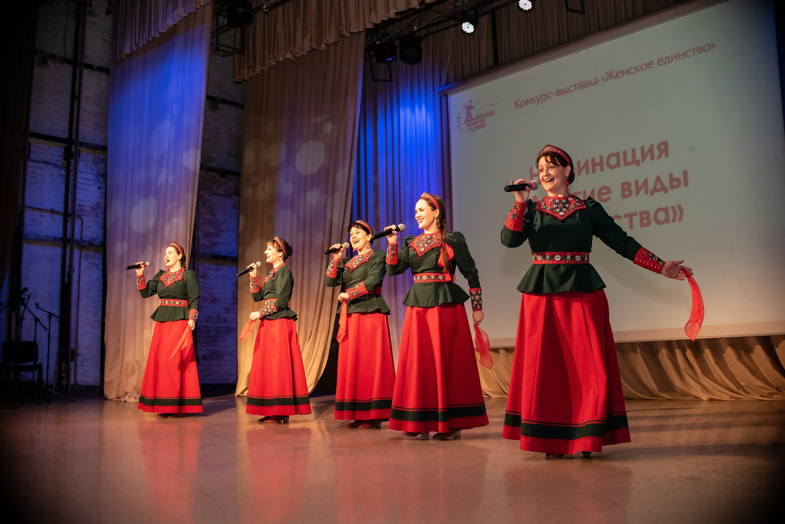 Репортажный фотограф на коцерт. Фотограф Макс Огурцов в Нижнем Новгороде