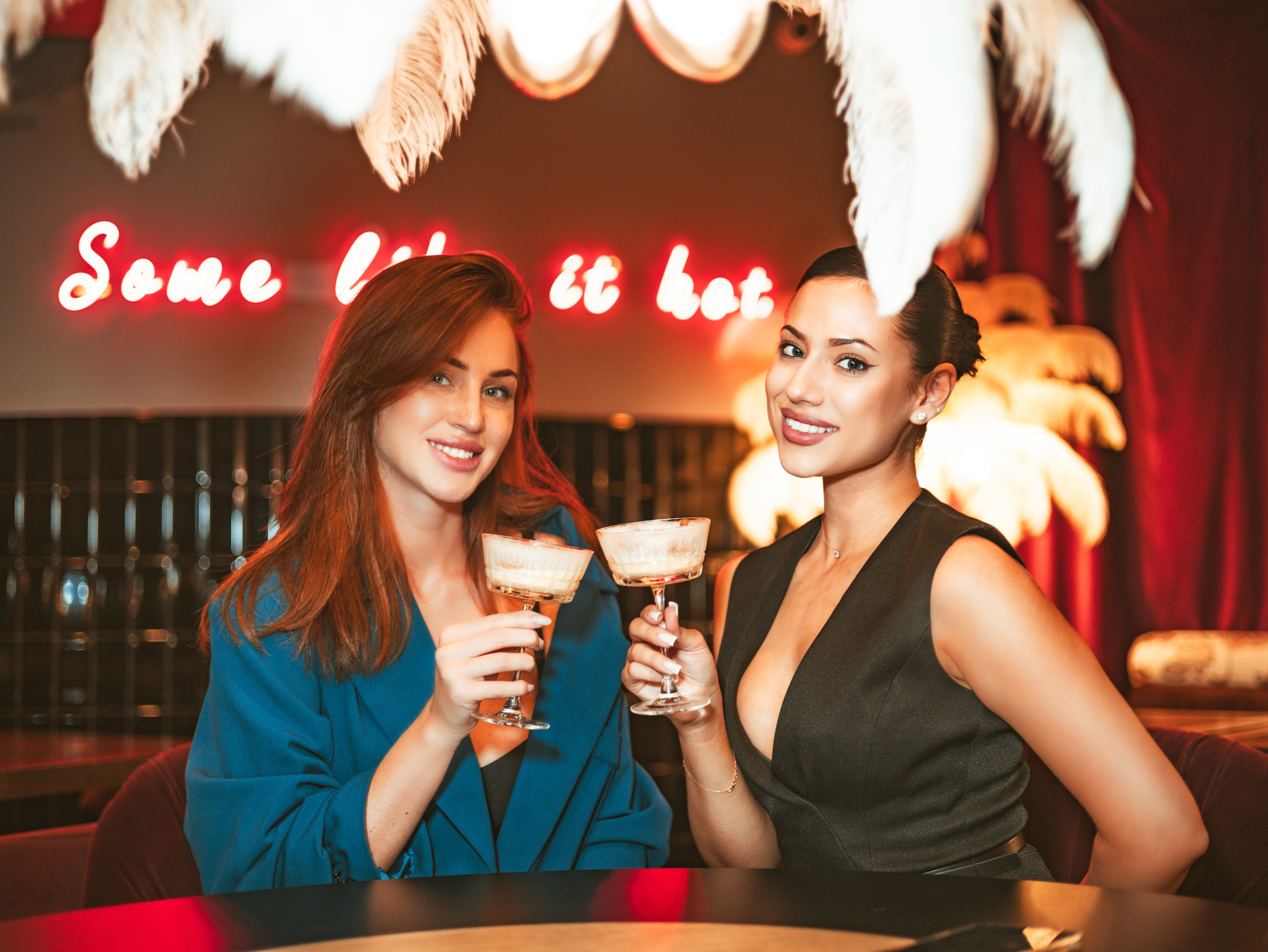 GROODKI. NIGHT VISION ФОТОГРАФЫ И ВИДЕОГРАФЫ СПБ