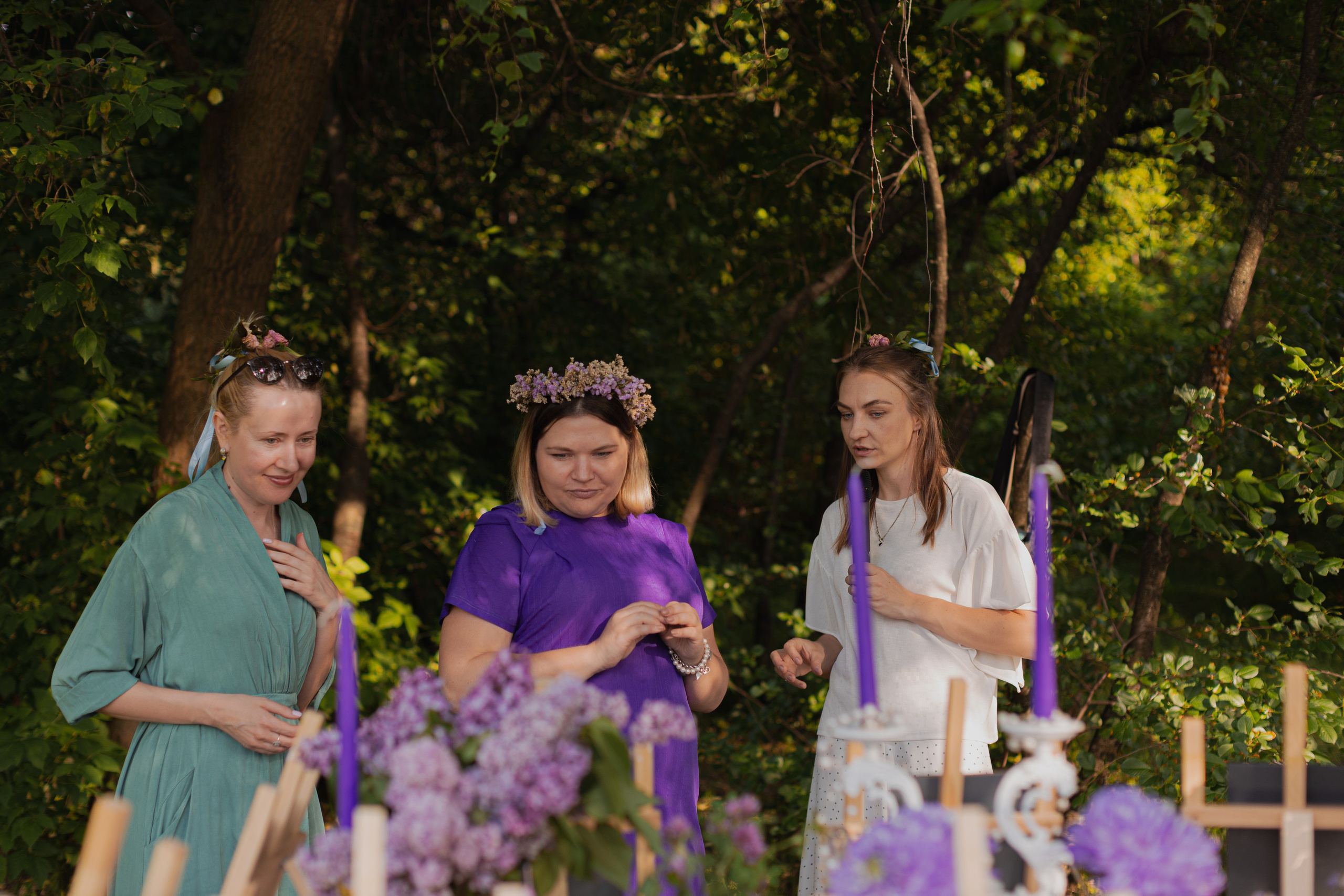 Мк Сирень на зеркале (девичник в парке). Анастасия Ракчеева Художник