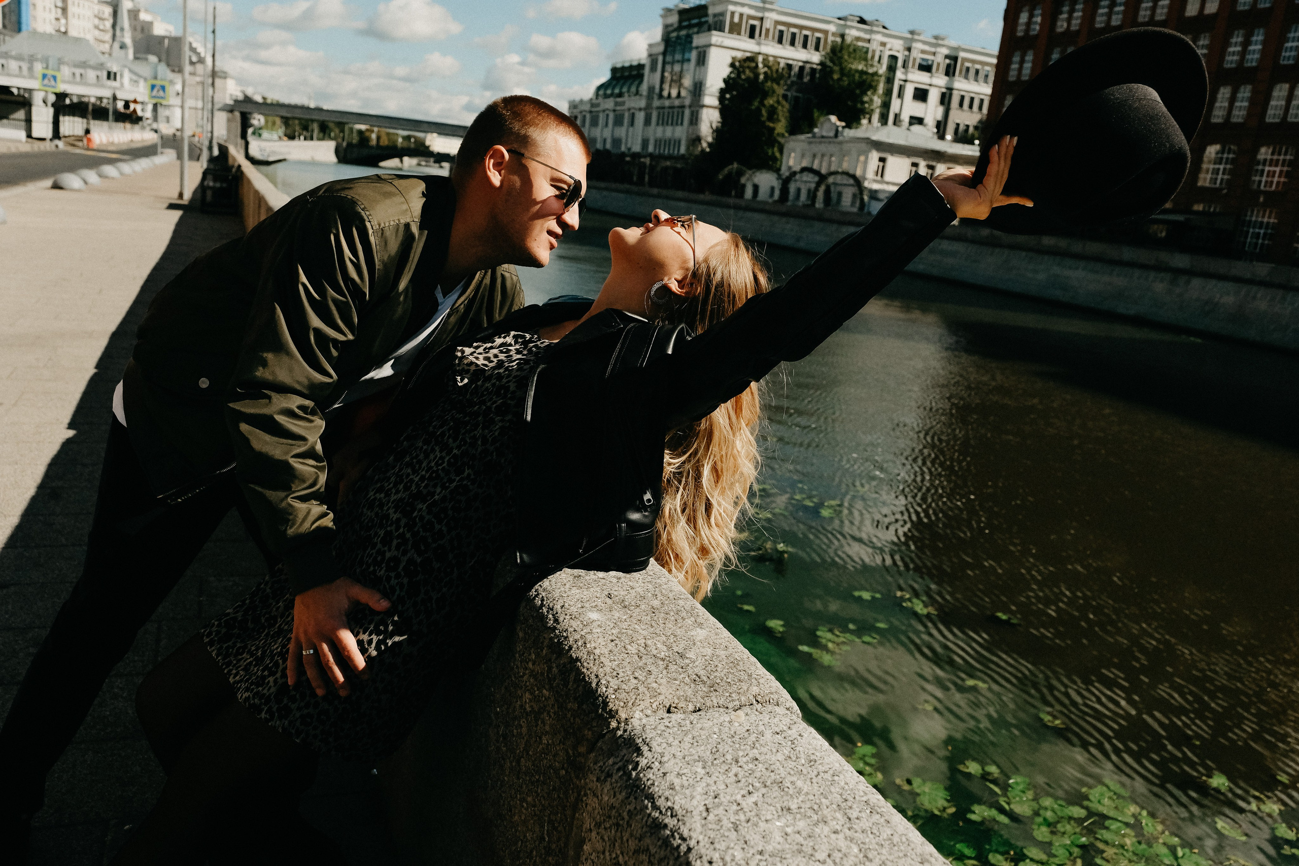 Солнце на Красном Октябре. Свадебный фотограф Александра Тюлякова