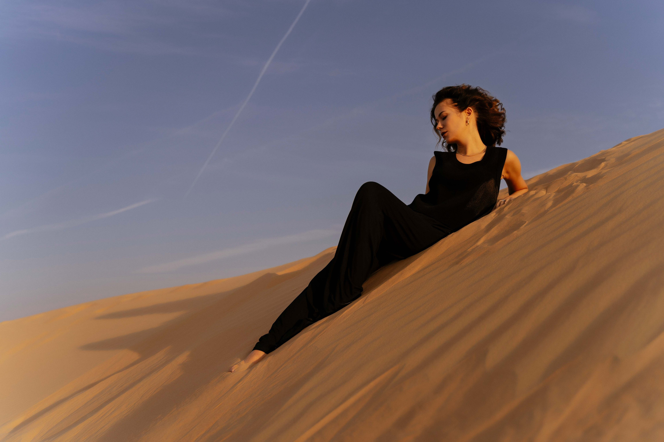 Наташа в пустыне 22 год. Фотограф и видеограф в Москве и Абу Даби Мария Кулагина