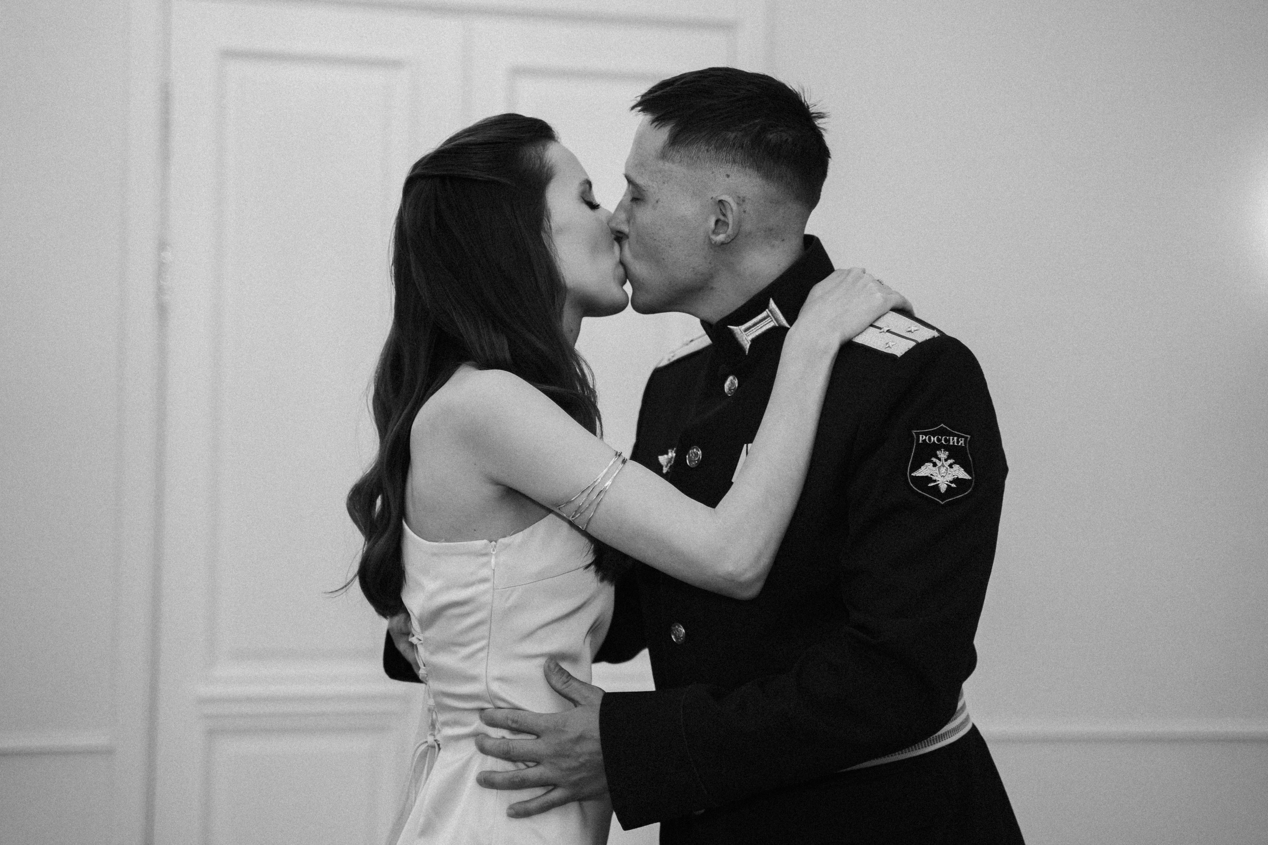 Свадебная фотосъемка в Пскове. Свадебный и семейный фотограф в Пскове и Острове Света Суворова