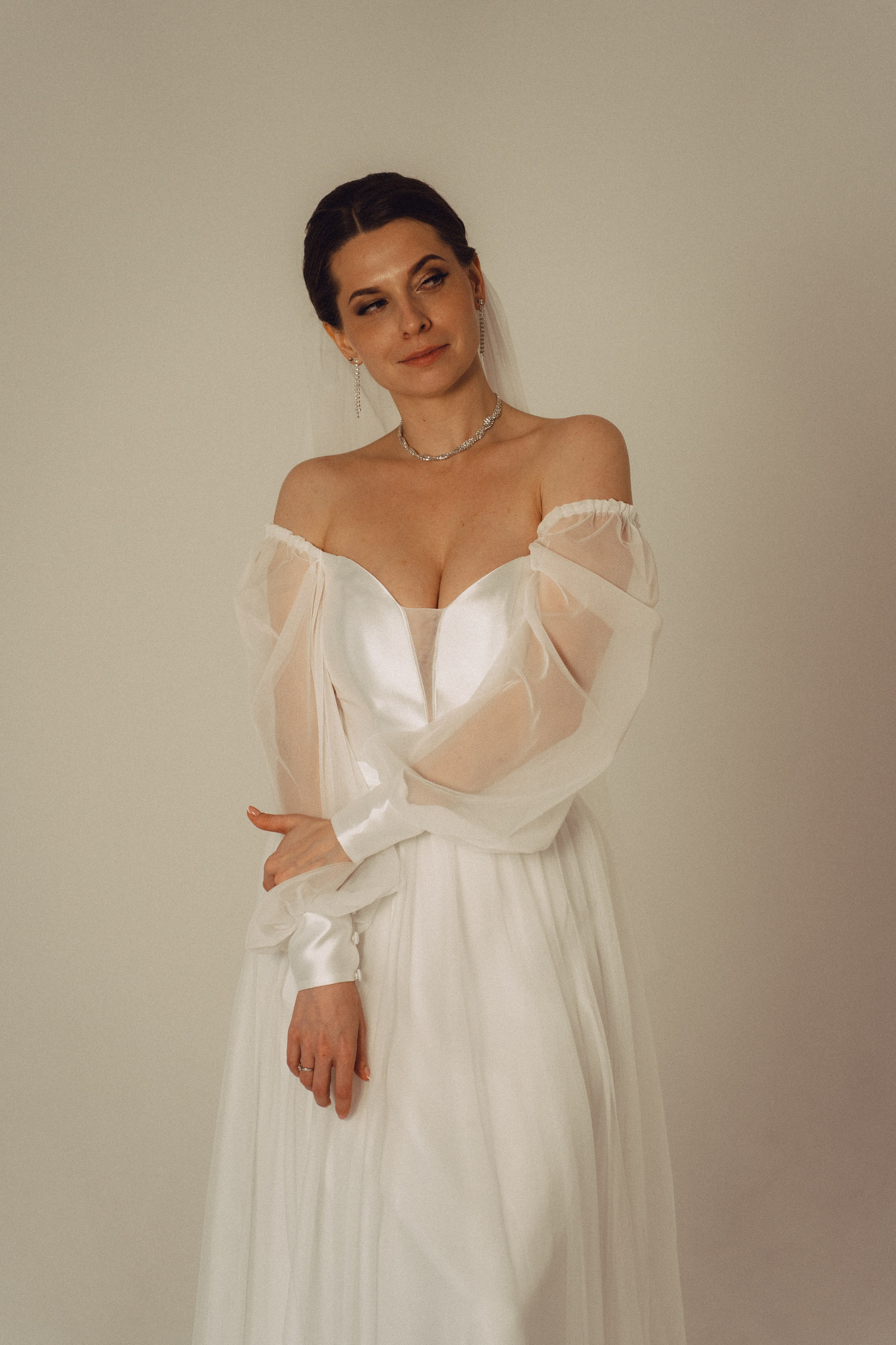 СВАДЕБНАЯ СЬЕМКА ВО ВТОРОМ ДВОРЦЕ (ДЕКАБРЬ) ТАКЖЕ СЬЕМКА В СТУДИИ НА ЧЕРНЫШЕВСКОЙ. Профессиональный фотограф, Санкт-Петербург — Виктория Богомолова