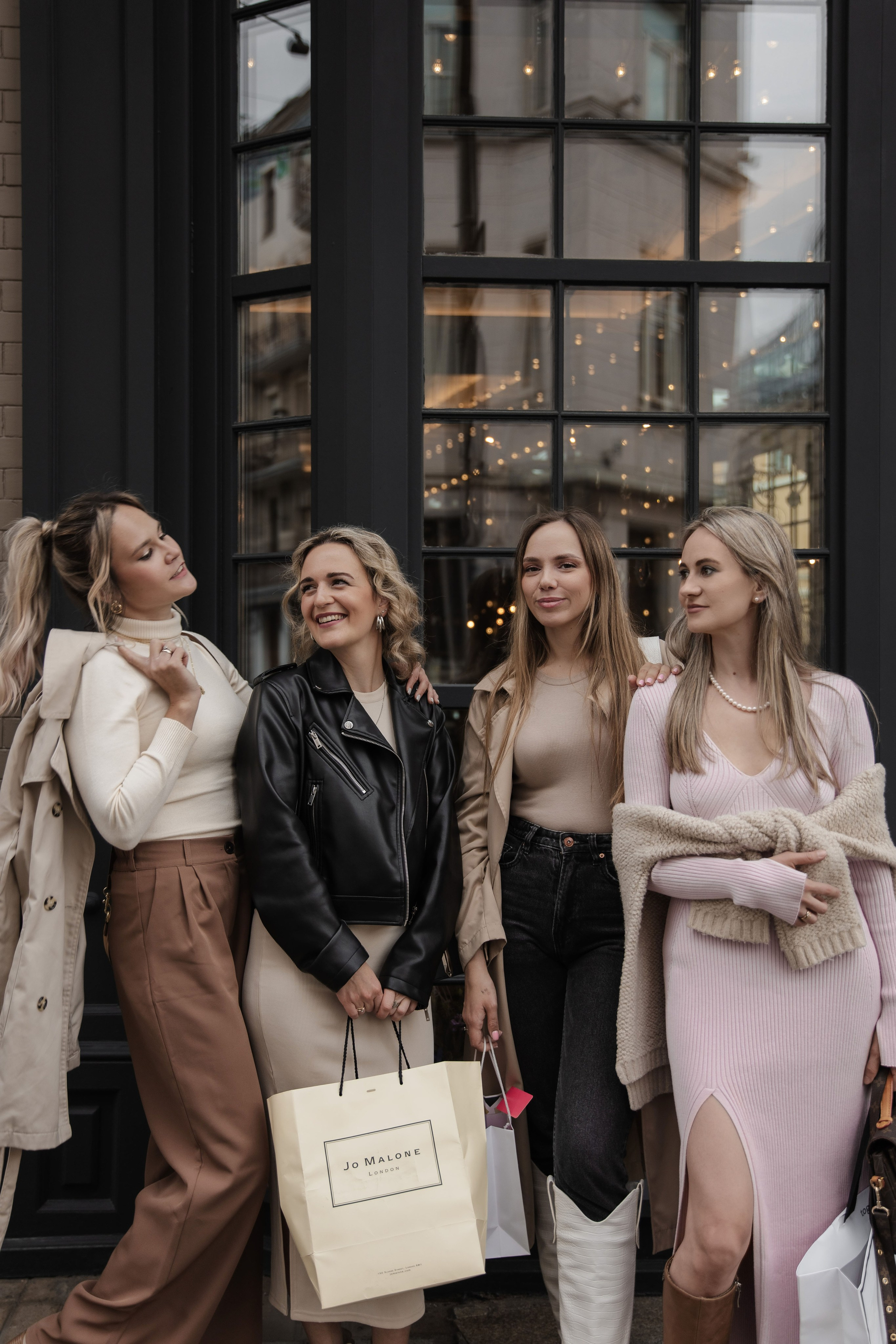 Girls in city. Женский и свадебный фотограф Москва Елизавета Перова