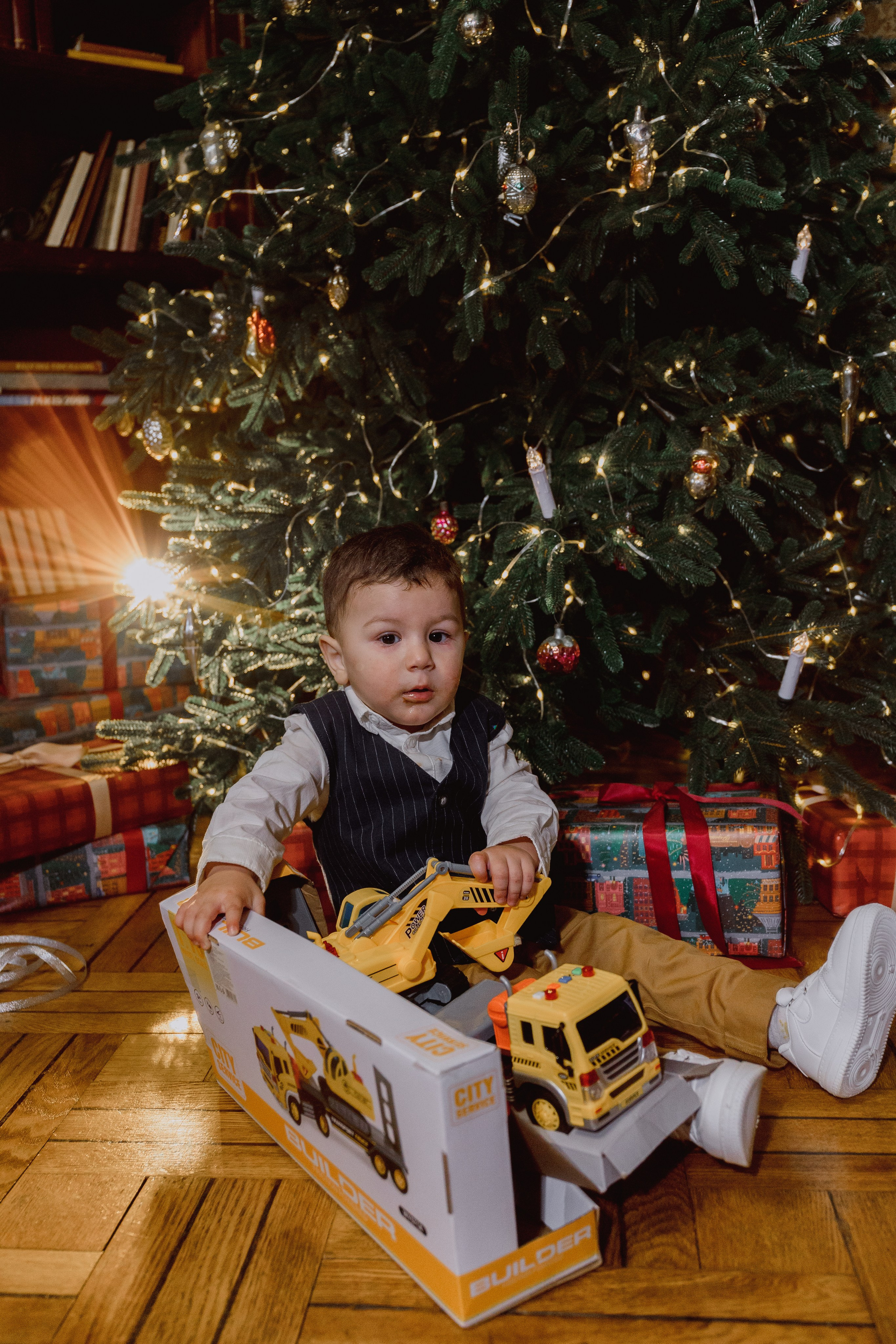 Роза и ребята. Фотограф Харитонова Наталья