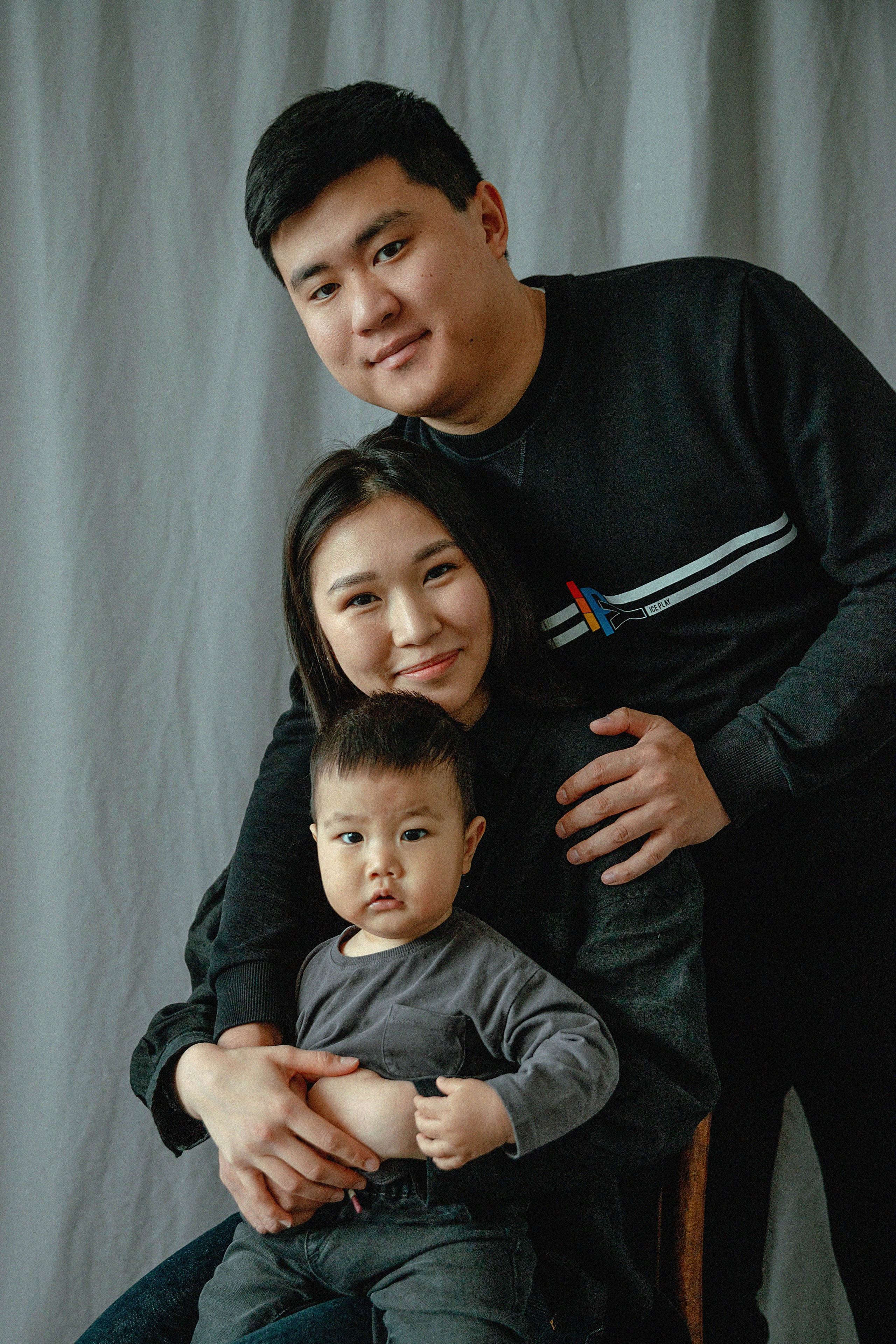 Семейная фотосессия в фотостудии Umai. Свадебный, семейный и портретный фотограф в Алматы, Костанай