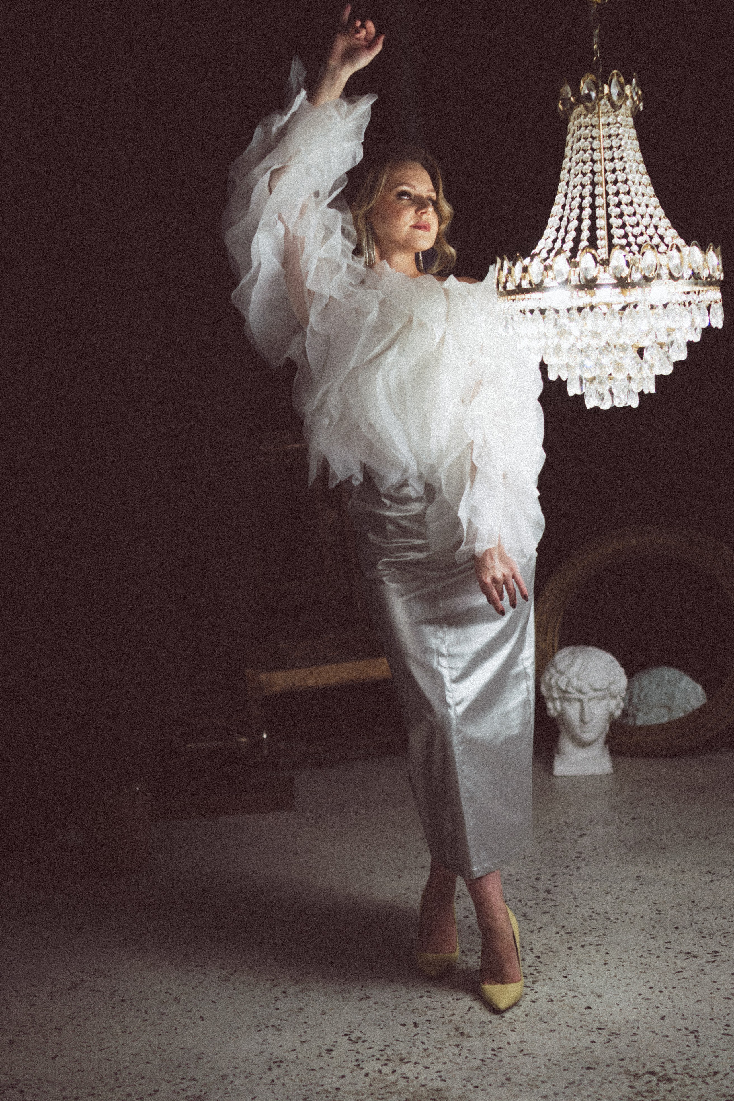 НОВОГОДНЯЯ ФОТОСЕСИИЯ В СТУДИИ ДЛЯ ДЕВУШКИ И ПРОГУЛКА ПО ЧЕРНЫШЕВСКОЙ. Профессиональный фотограф, Санкт-Петербург — Виктория Богомолова