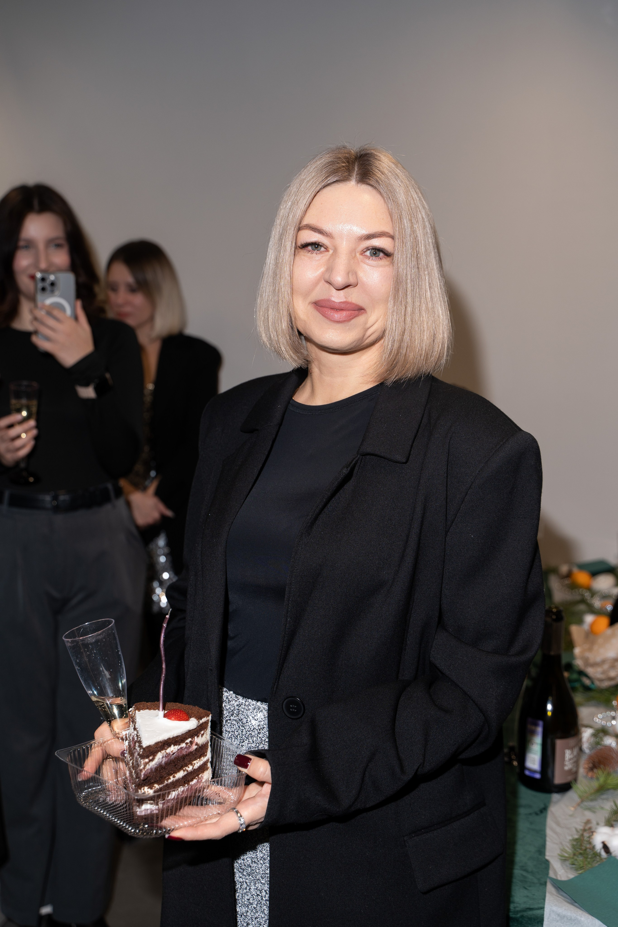 Корпоратив студии маникюра VTOPE. Margosha-ph.ru