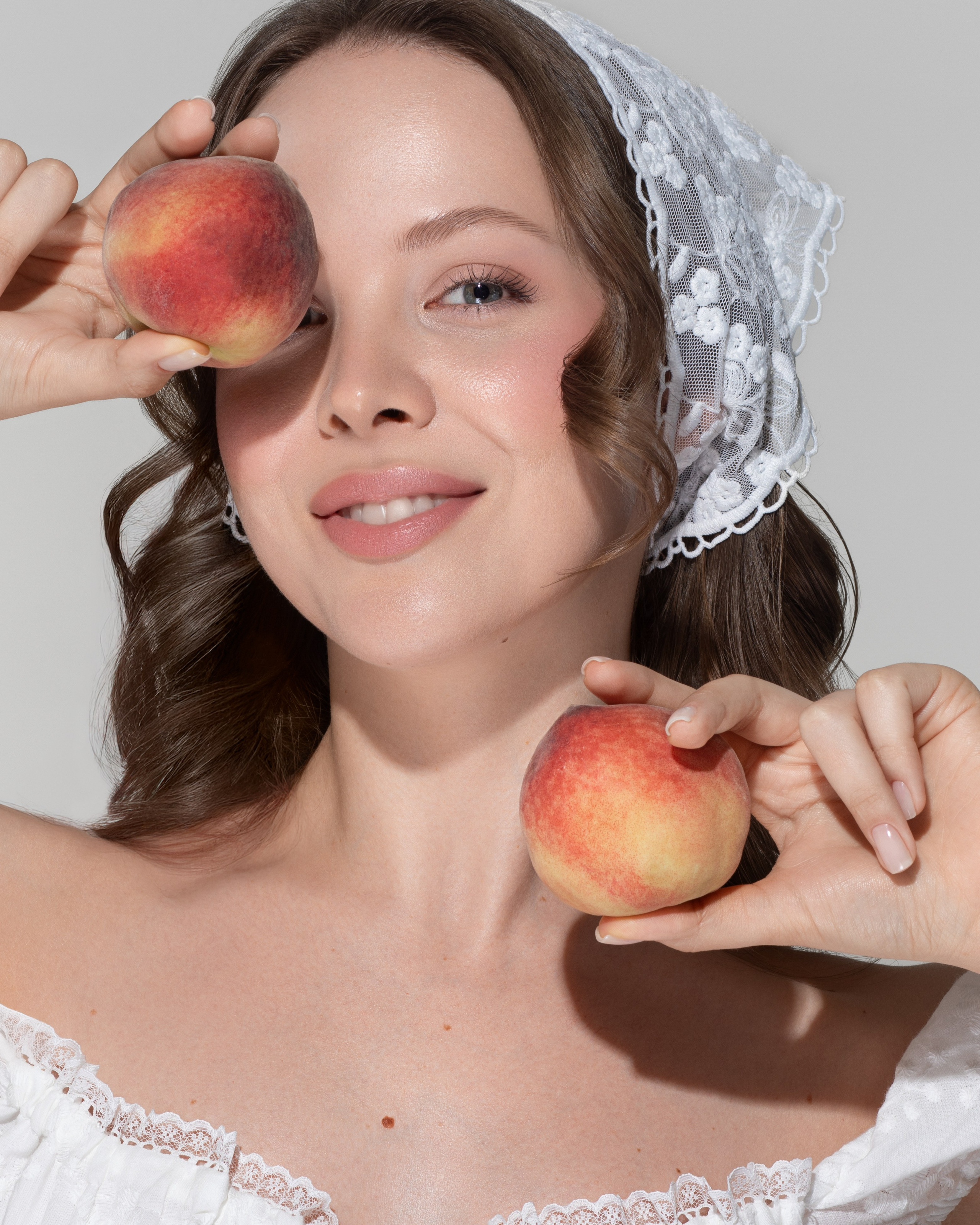 Съёмка косметики, парфюмерии, средств ухода (бьюти-бренды). Контент для визажистов, стилистов, блогеров. Рекламный фотограф Ксения Вершинина | Москва