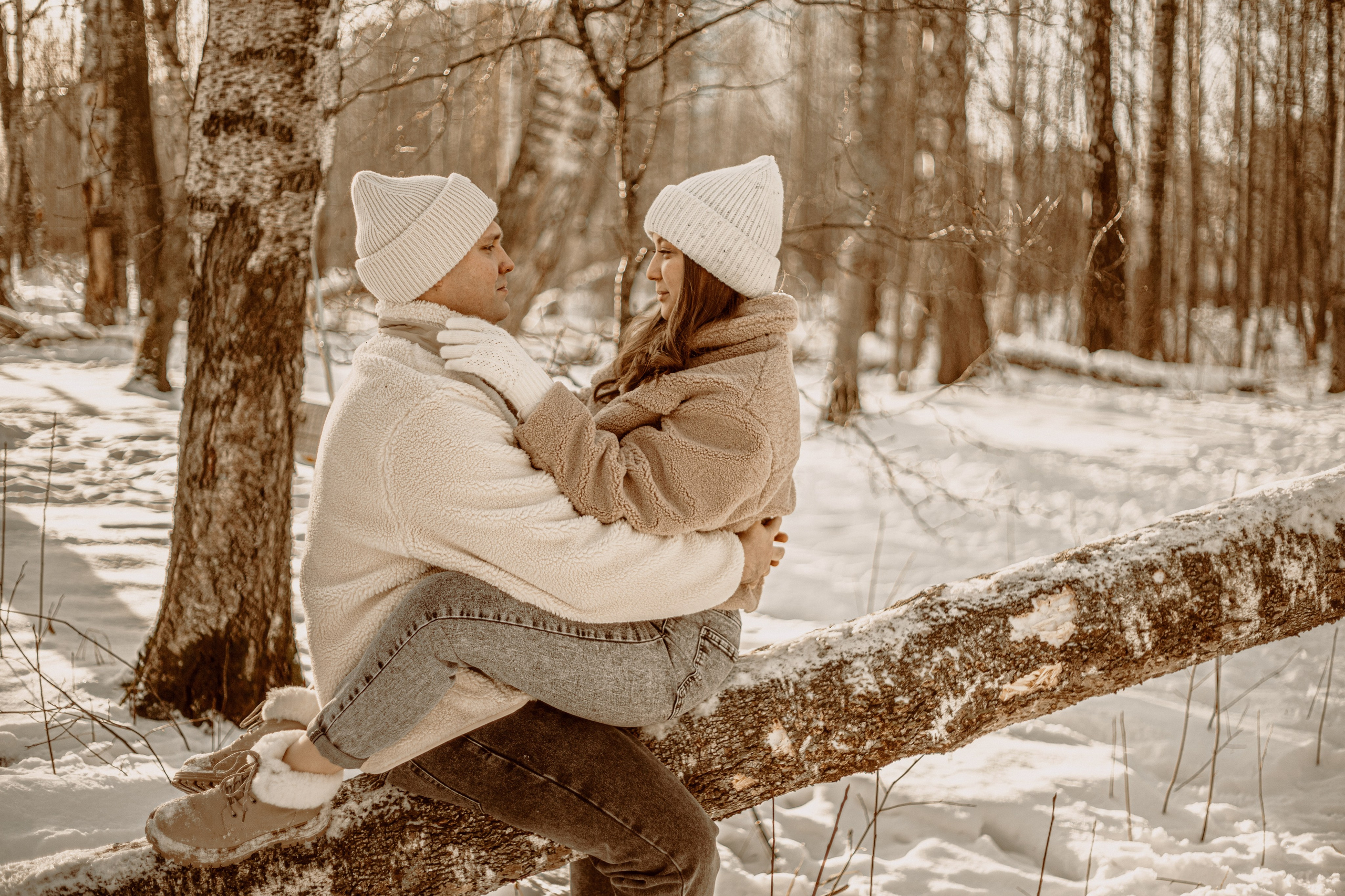 Тепло в зимнем лесу. Арт-фотограф Крис Л. в Тобольске: портрет, семейные, свадьбы