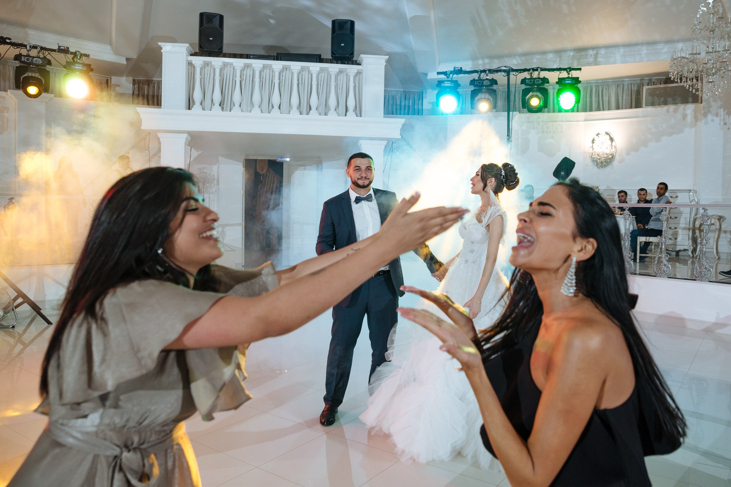 Свадебная фотосессия Ростома и Николь. Профессиональный фотограф в Волгодонске и Ростове Владимир Казак