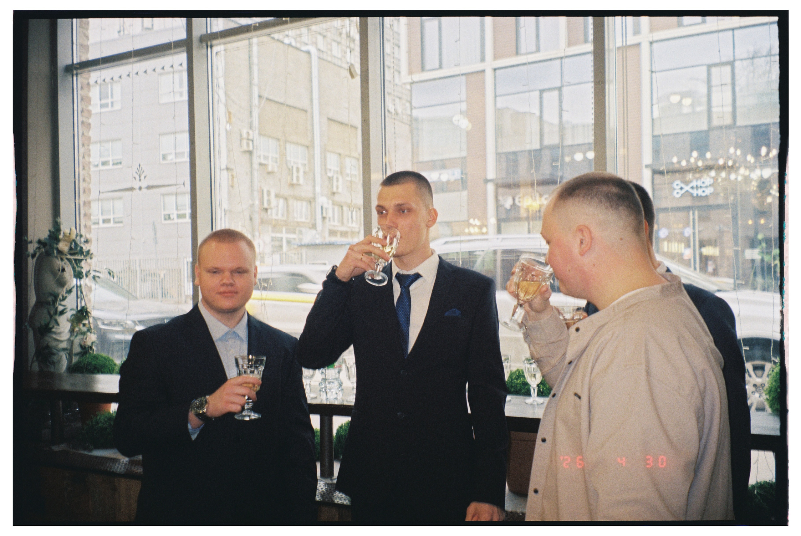 На плёнку (Юля и Саша). Фотограф в Москве — Евгения Прокопенко