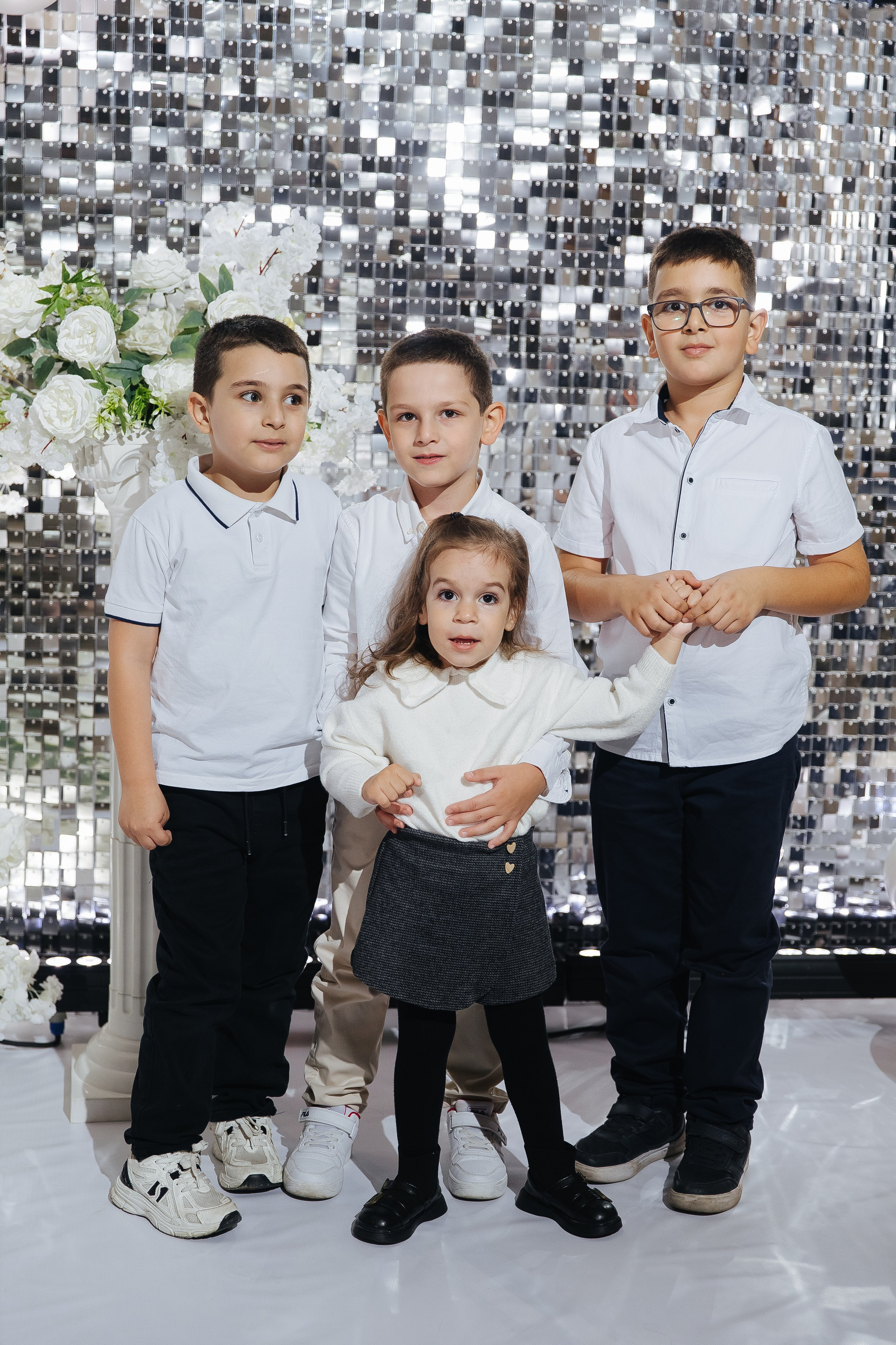 Ани и Назели. 35&5 День рождения, «Янтарь». Фотограф в Красноярске Надежда Воскресенская