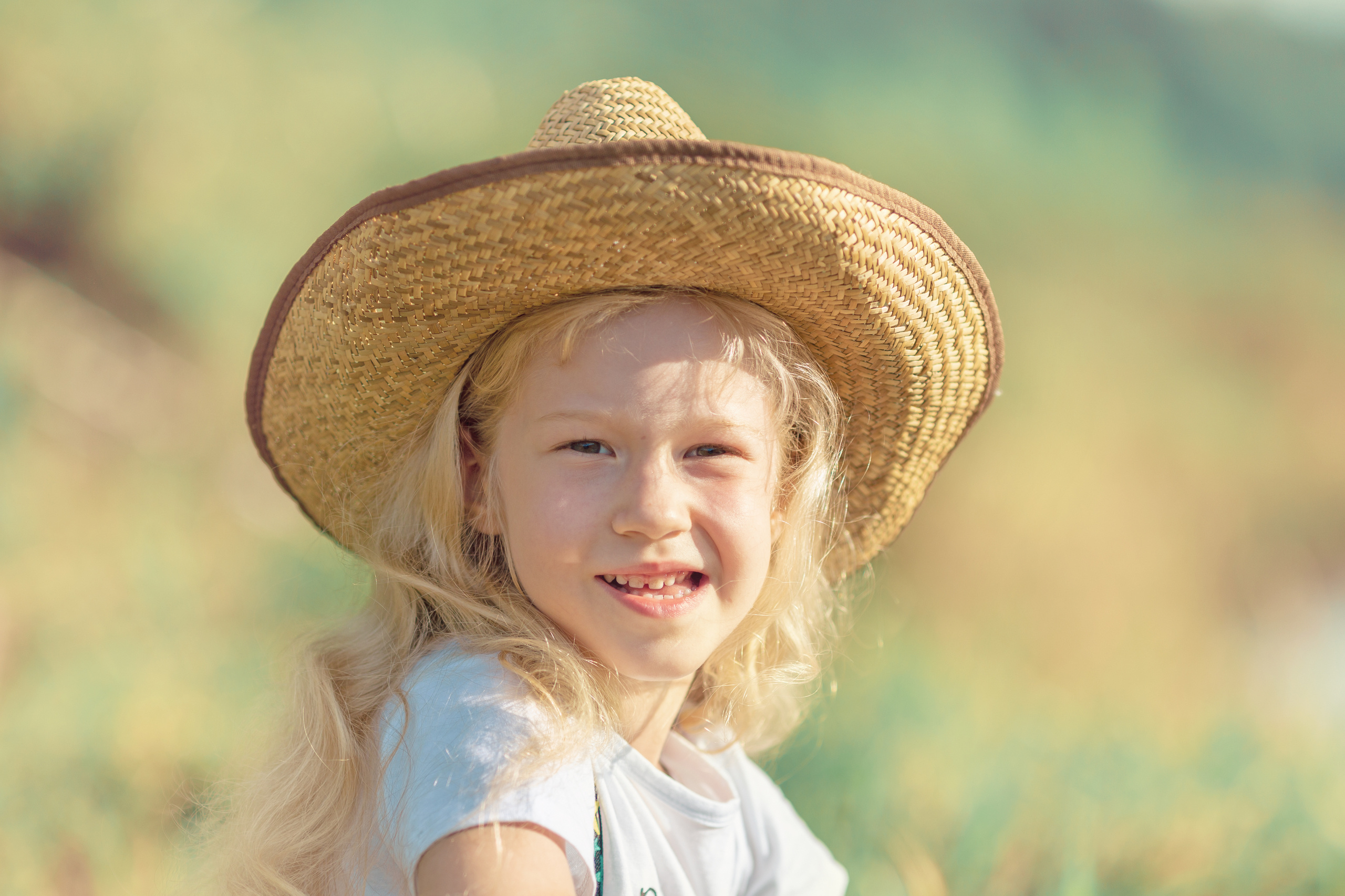 Кира. Вечерняя рыбалка. Актерское и модельное портфолио. Фотограф в Москве Екатерина Коломеец