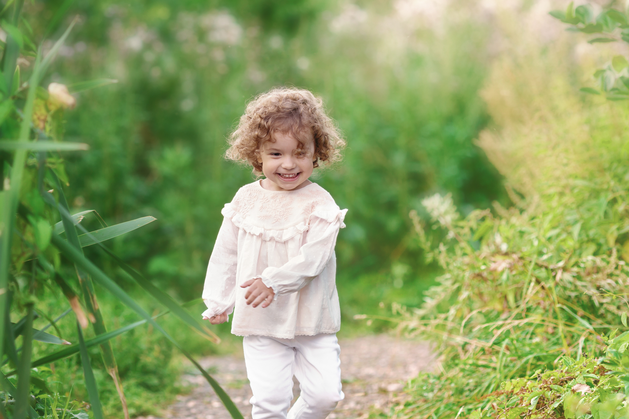 Вика. Мир на берегу пруда. Актерское и модельное портфолио. Фотограф в Москве Екатерина Коломеец