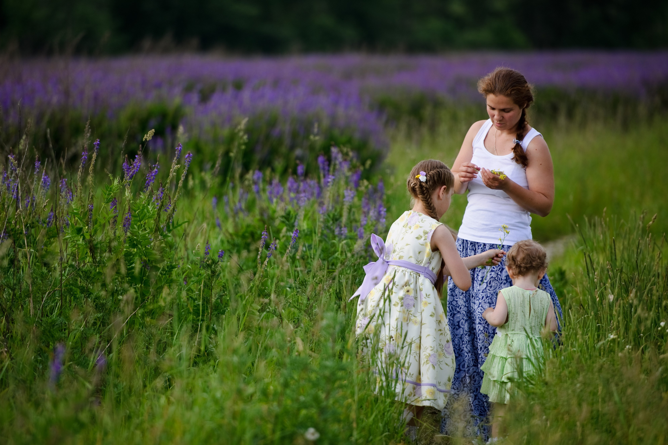 Лилия, Дарина, Элина и Владислава. Мама и дочки. Прогулка, Зеленоград. Семейный фотограф Анна Дубовская