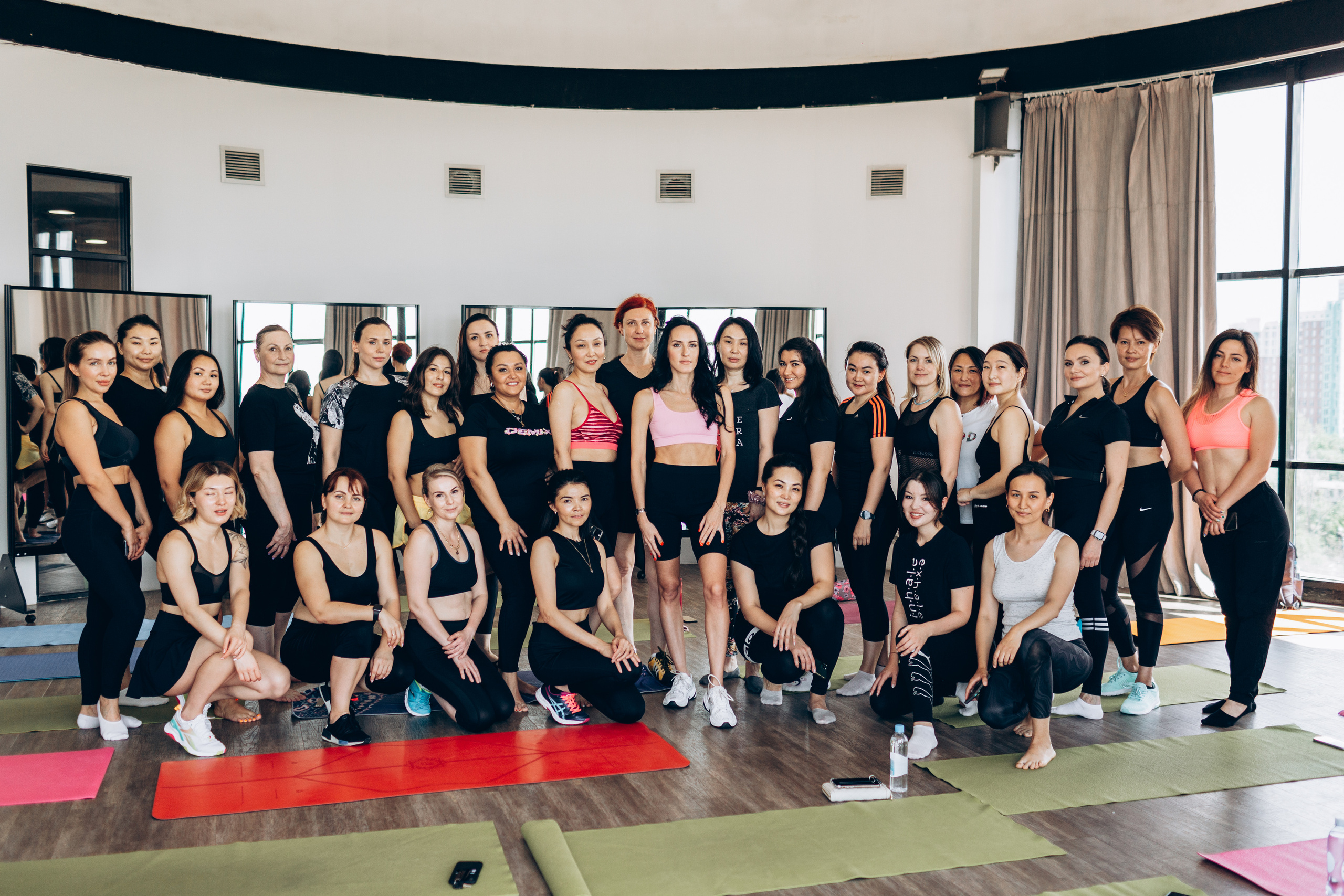 Фотосъёмка частных мероприятии в Алматы. Фотограф Сиражев Карымсак. Фотосессия, бизнес портреты