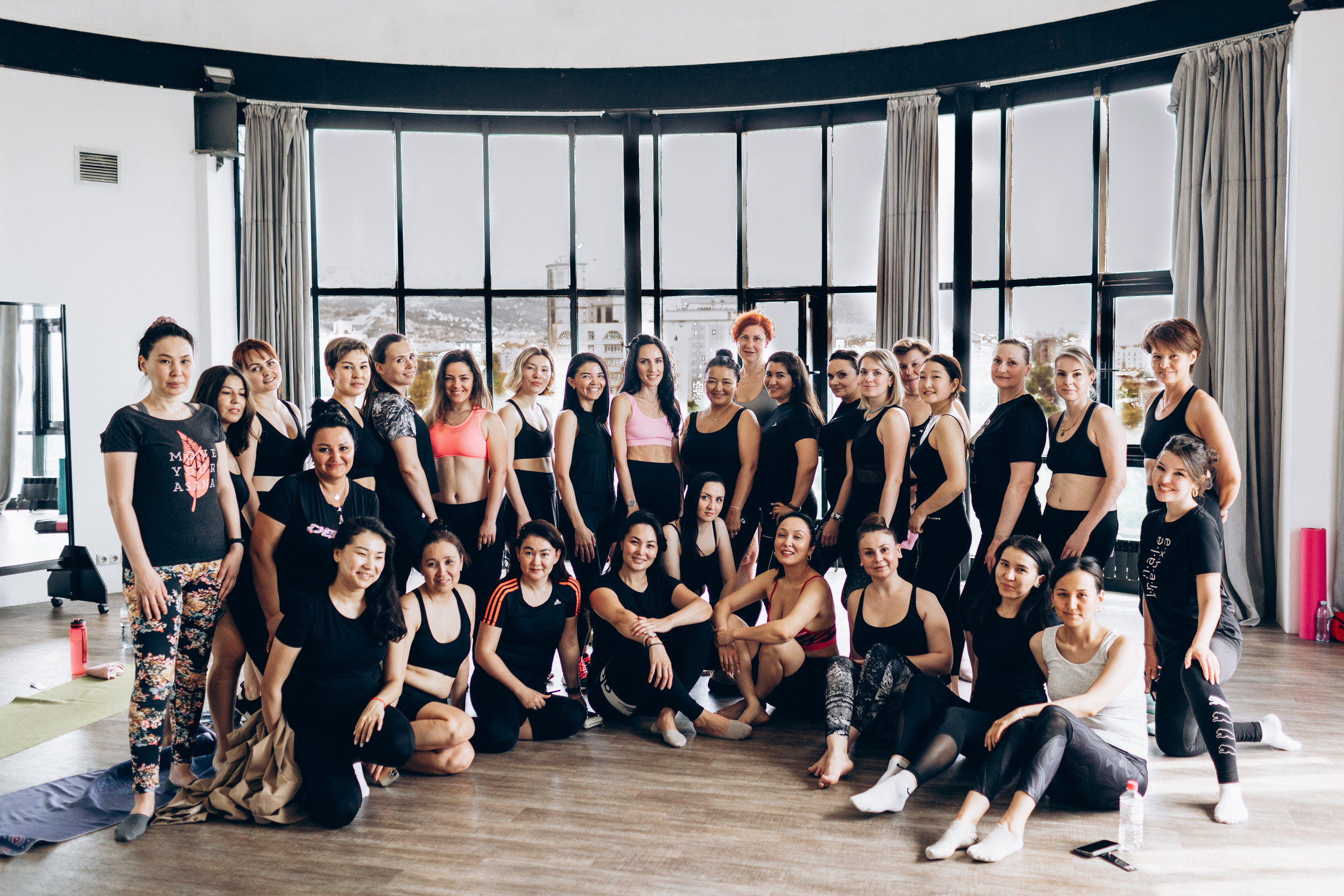 Фотосъёмка частных мероприятии в Алматы. Фотограф Сиражев Карымсак. Фотосессия, бизнес портреты