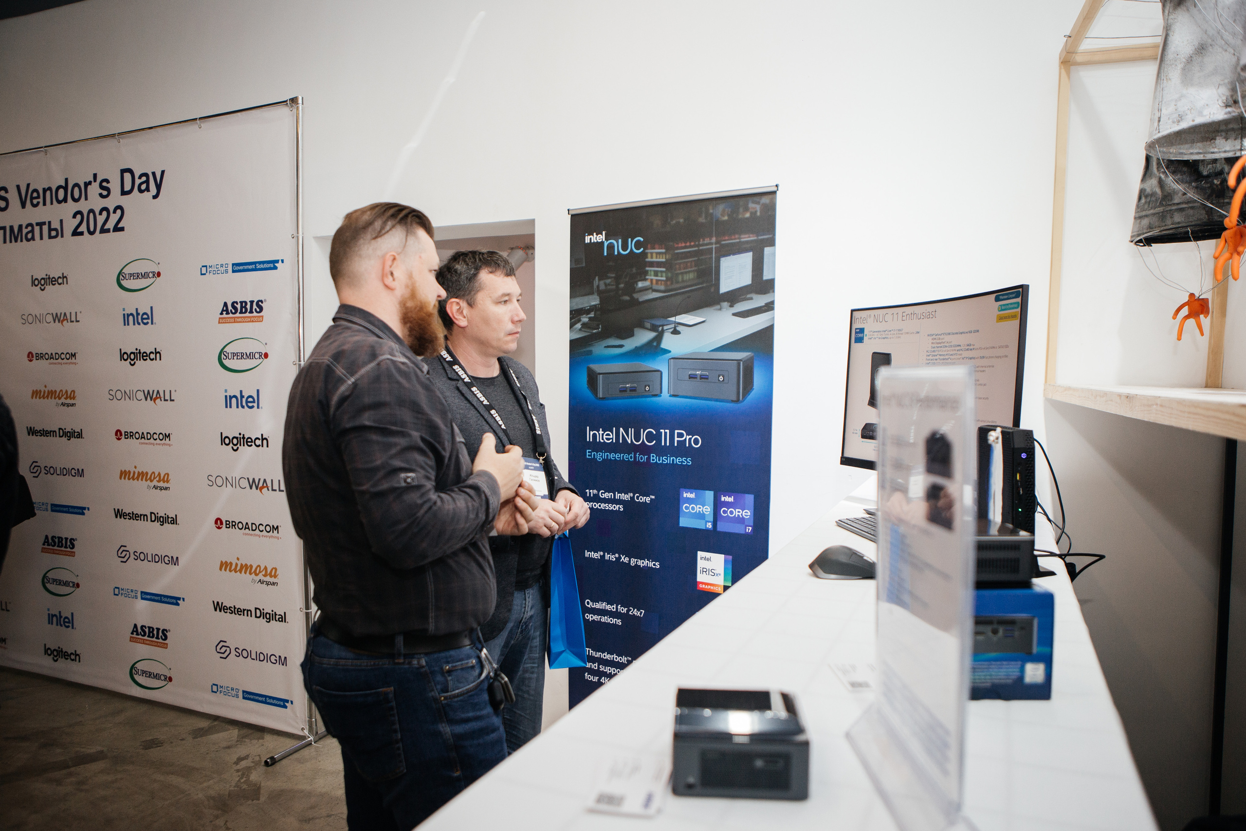 Фото отчет мероприятии в Алматы. Фотограф в Алматы Сиражев Карымсак. Фотосессия, бизнес портреты