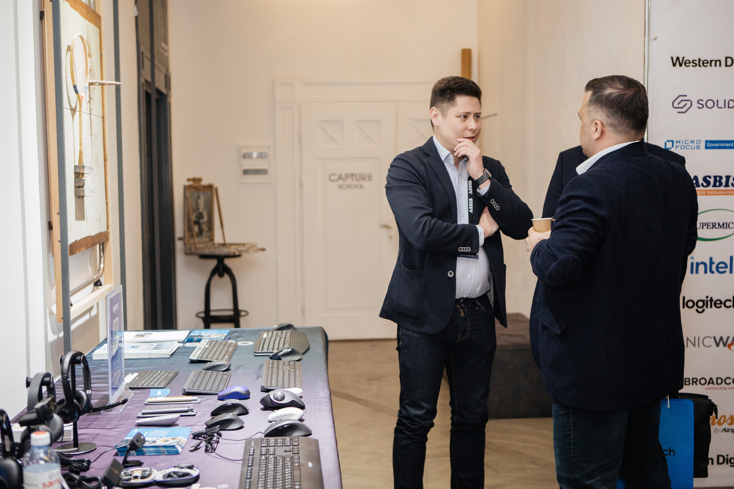 Фото отчет мероприятии в Алматы. Фотограф в Алматы Сиражев Карымсак. Фотосессия, бизнес портреты