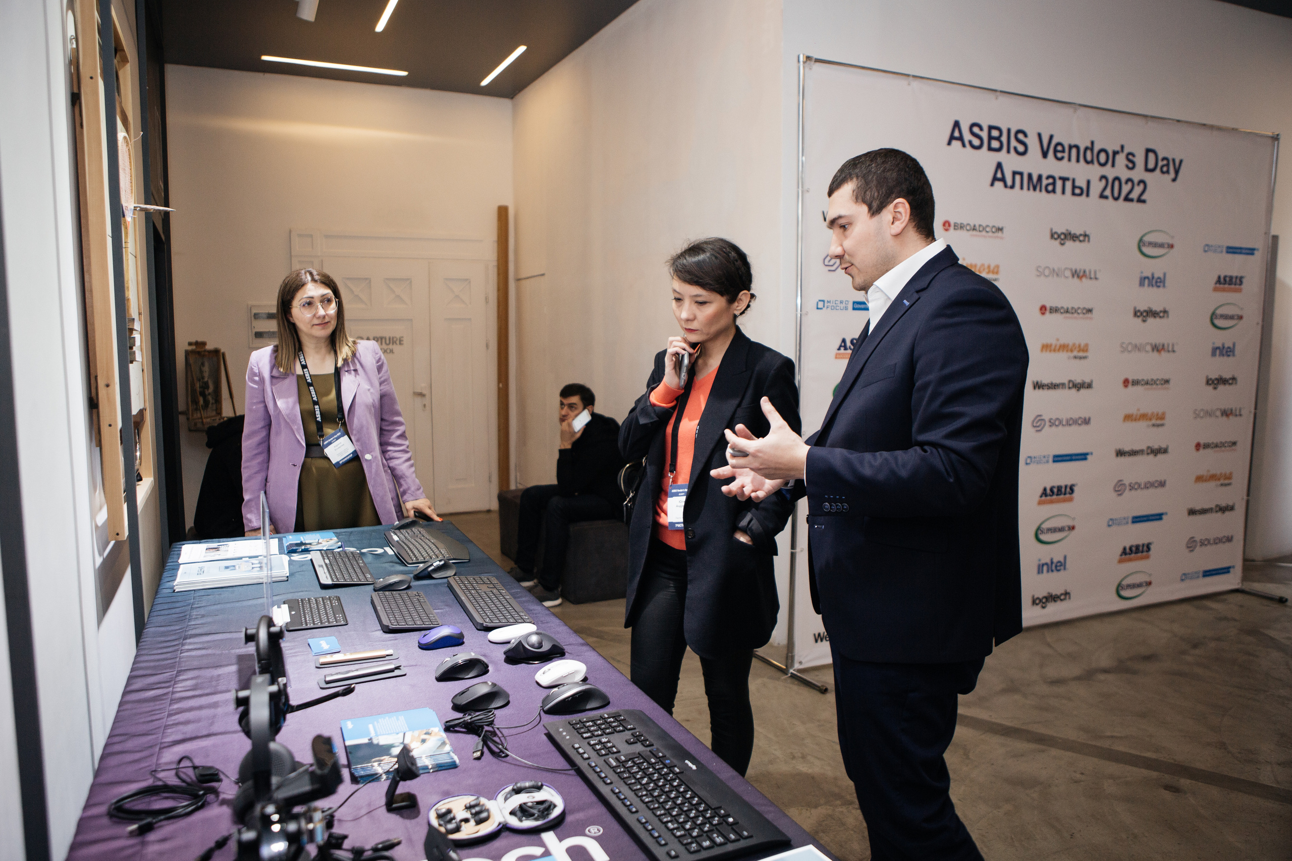 Фото отчет мероприятии в Алматы. Фотограф в Алматы Сиражев Карымсак. Фотосессия, бизнес портреты