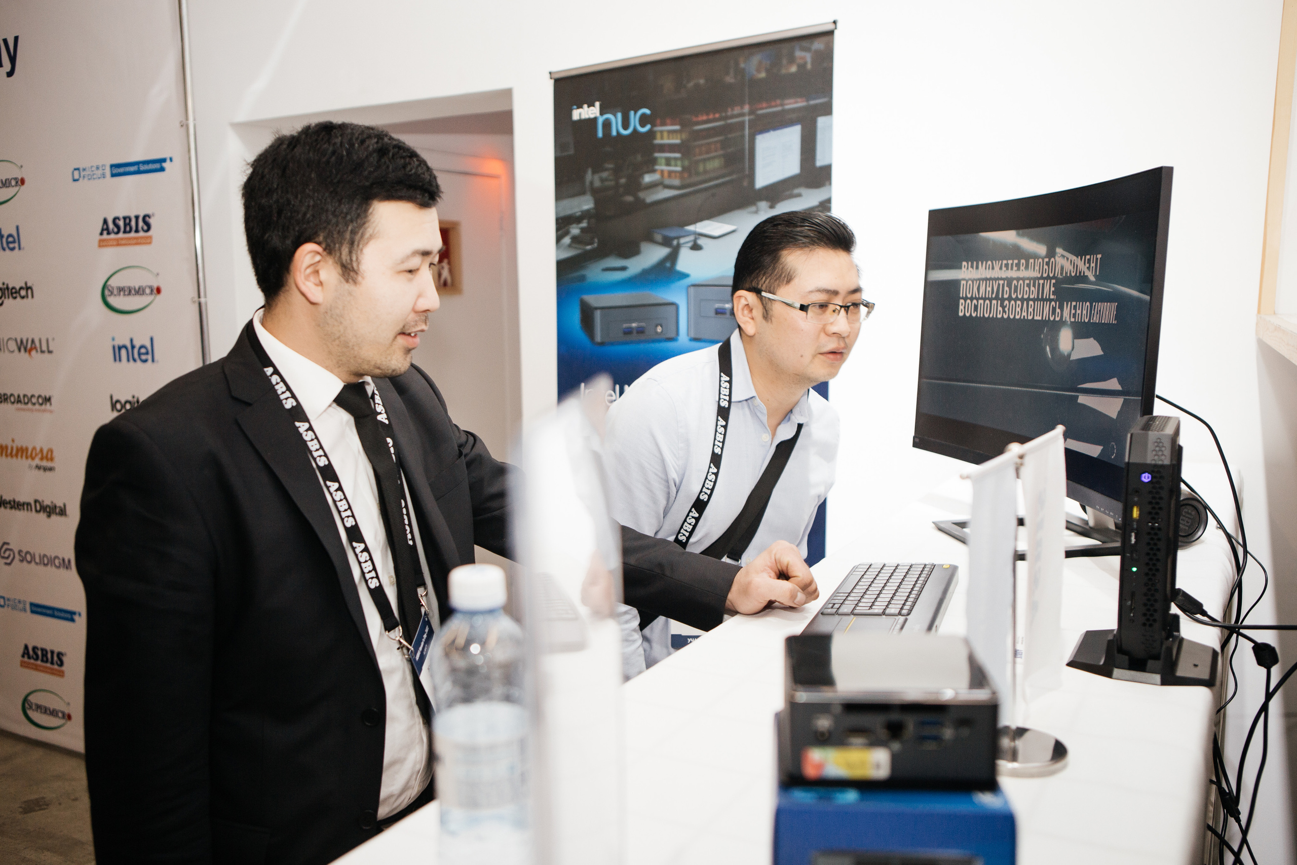 Фото отчет мероприятии в Алматы. Фотограф в Алматы Сиражев Карымсак. Фотосессия, бизнес портреты