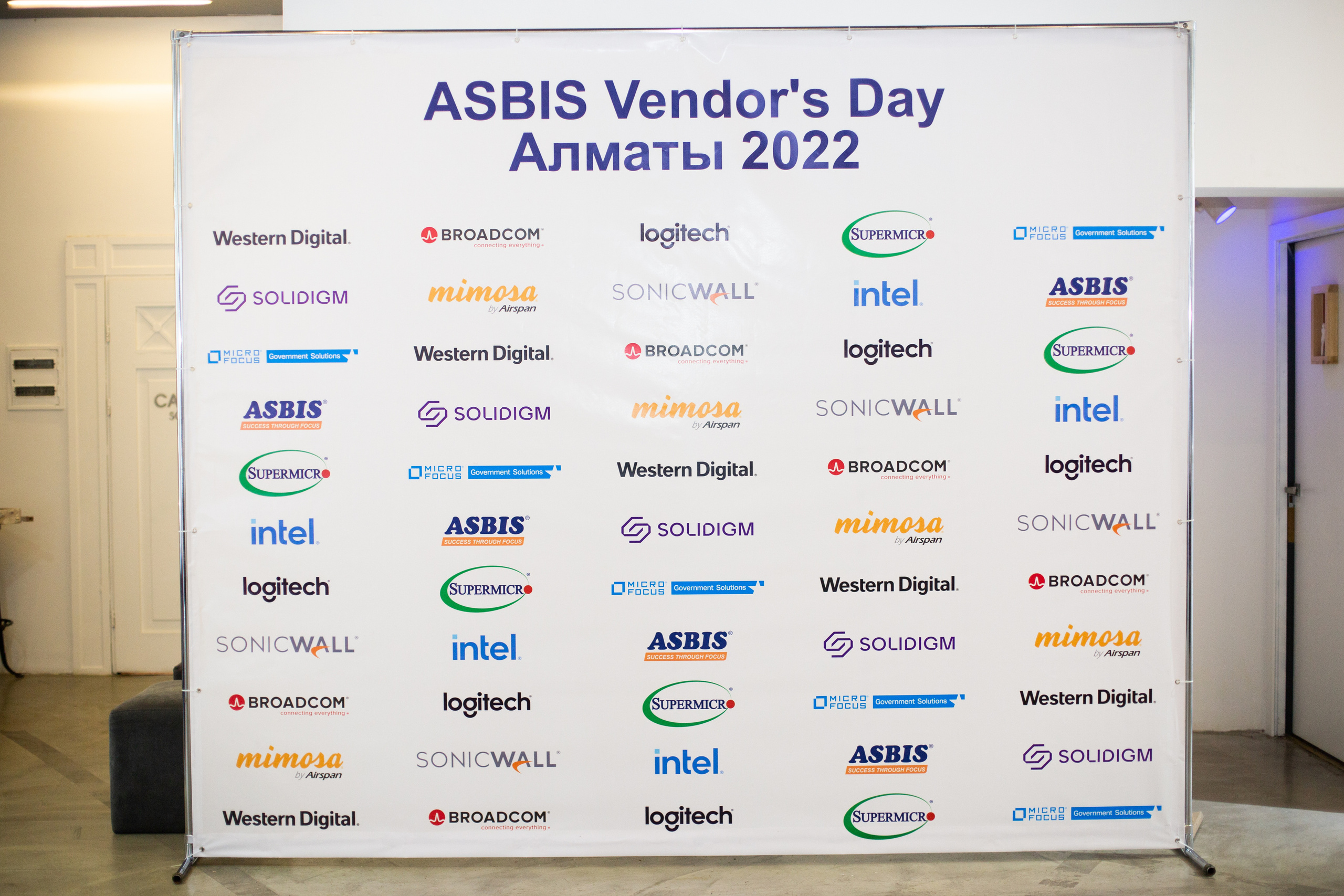 Фото отчет мероприятии в Алматы. Фотограф в Алматы Сиражев Карымсак. Фотосессия, бизнес портреты