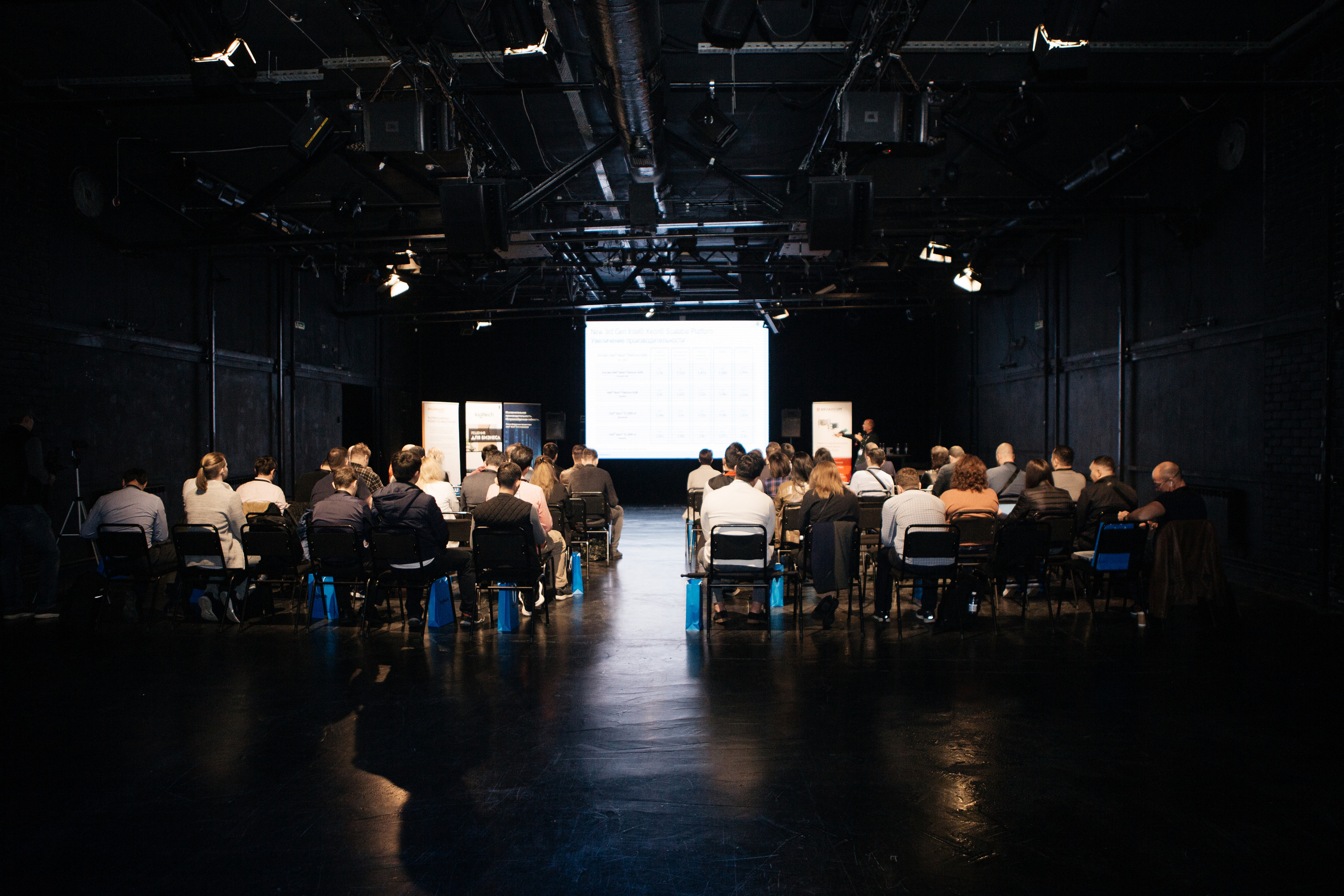 Фото отчет мероприятии в Алматы. Фотограф в Алматы Сиражев Карымсак. Фотосессия, бизнес портреты