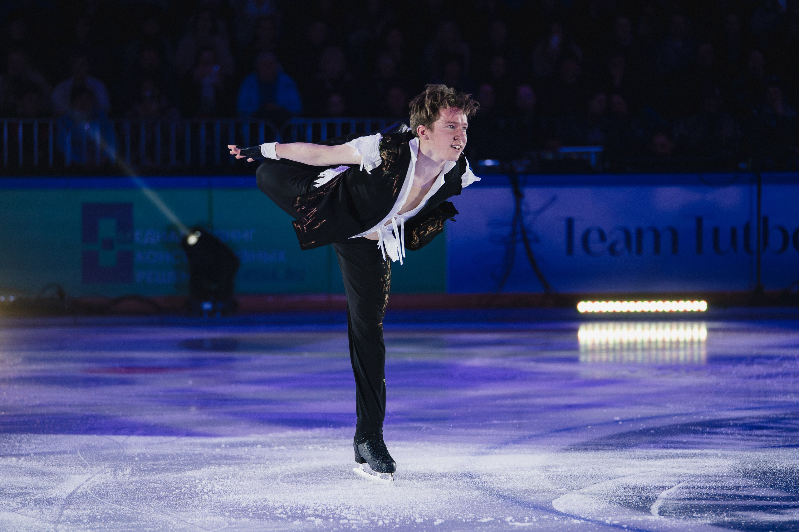 Шоу Этери Тутберидзе в Новосибирске. Воробьева Ксения — Спортивный и танцевальный фотограф Новосибирск