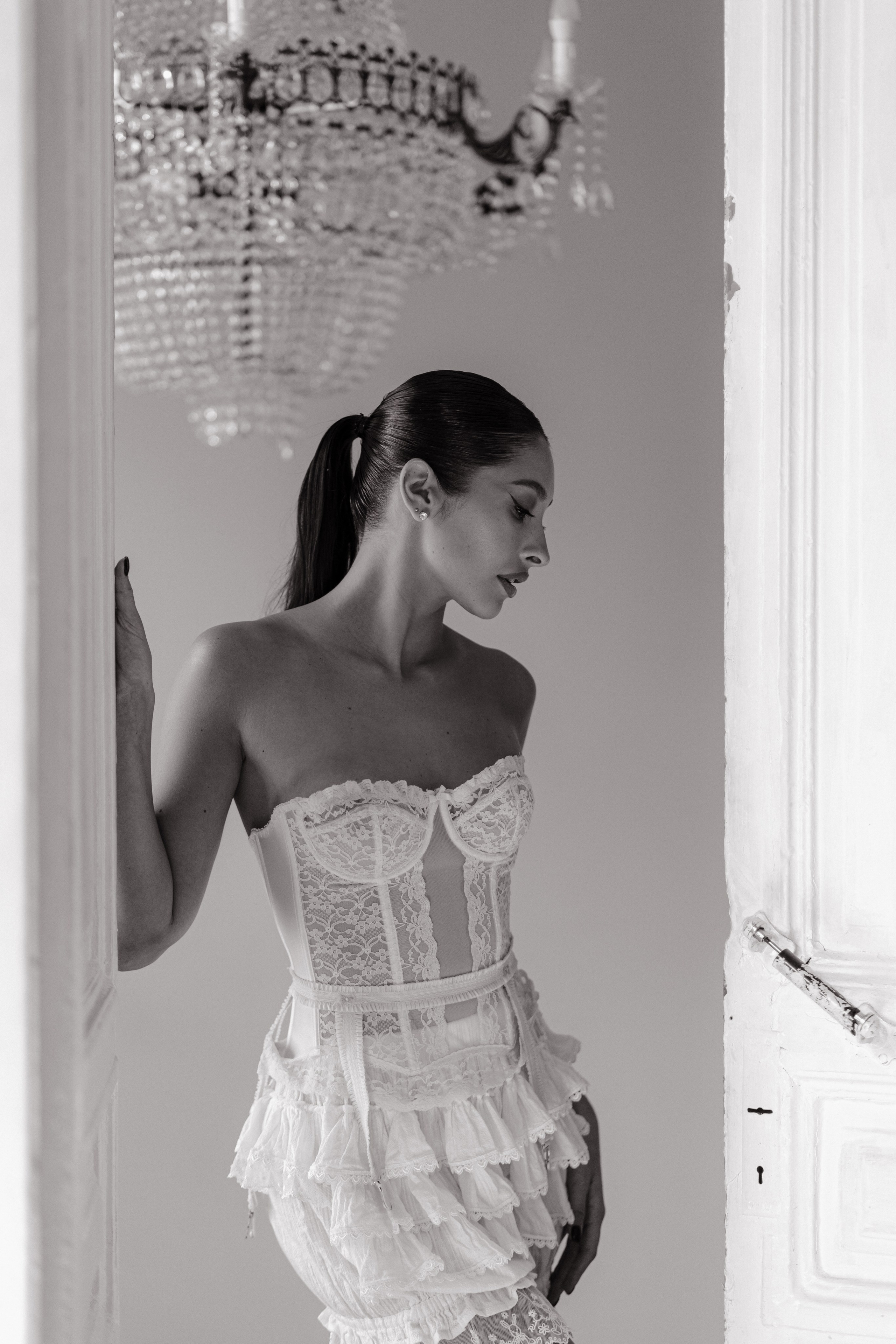 Фотосессия с кабриолетом в Москве свадебная. Свадебный фотограф Москва. Фотограф в Москве Валерия Рожкова