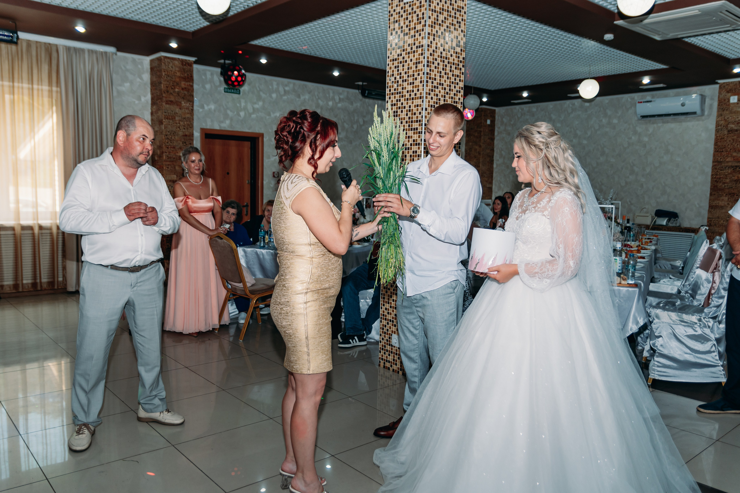 Артур и Елизавета. Фотограф Алёна Царькова. Киселевск