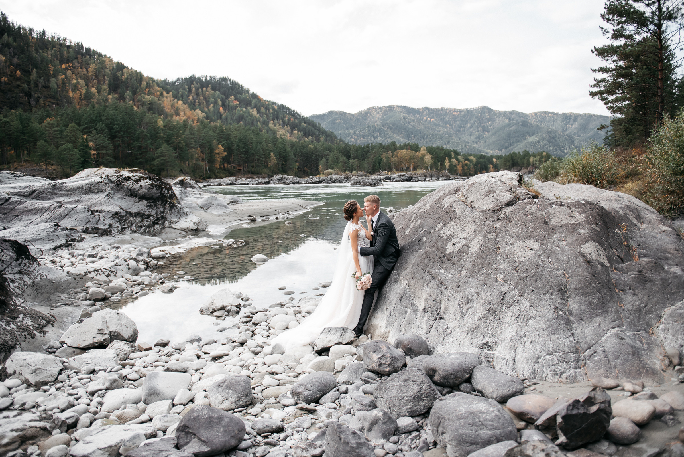 Серегей и Екатерина, Алтай. Свадебный фотограф Наталья Доронина