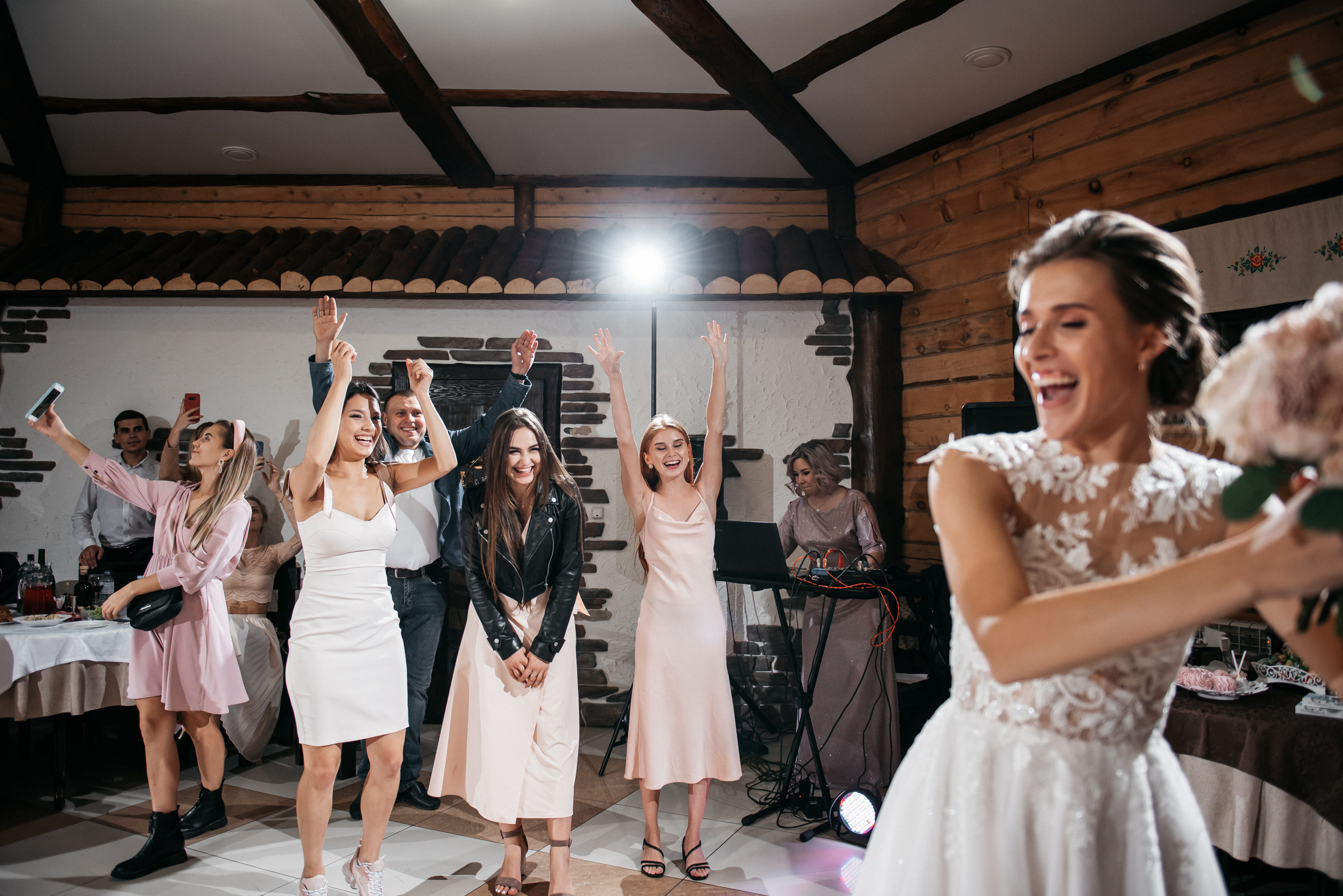 Серегей и Екатерина, Алтай. Свадебный фотограф Наталья Доронина