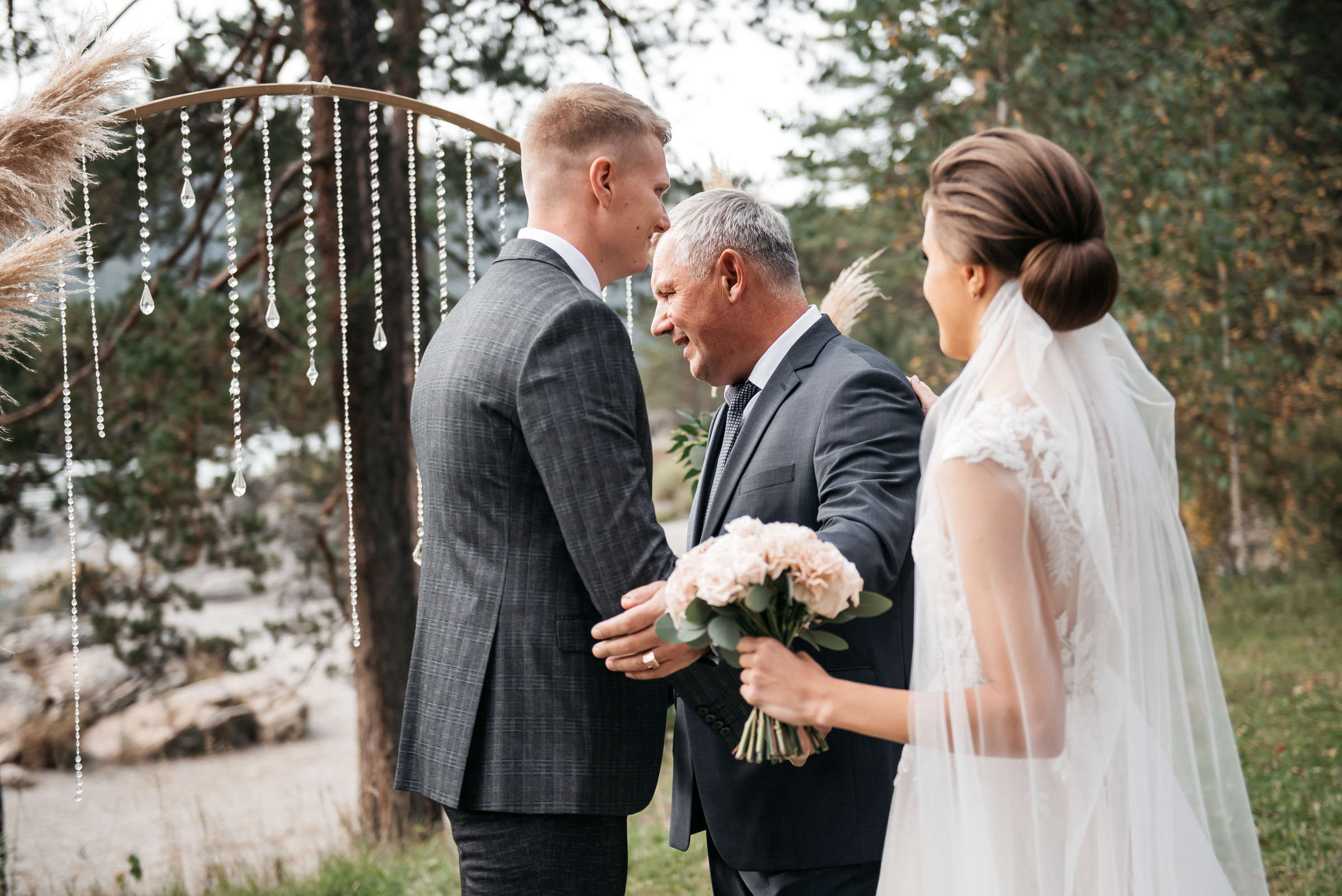 Серегей и Екатерина, Алтай. Свадебный фотограф Наталья Доронина