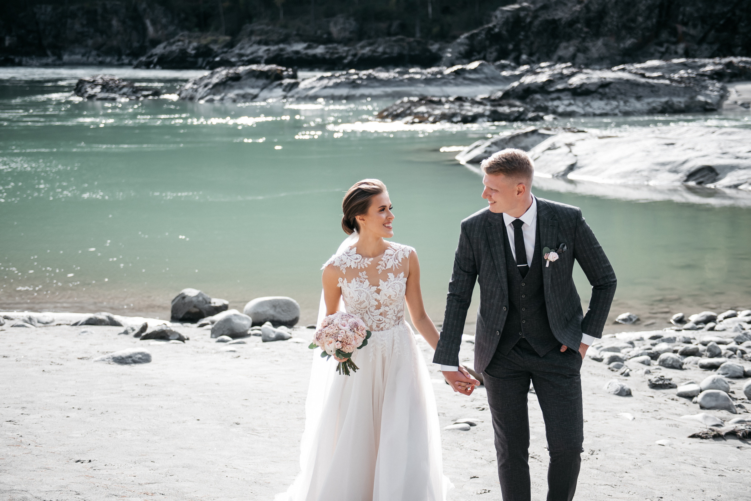 Серегей и Екатерина, Алтай. Свадебный фотограф Наталья Доронина