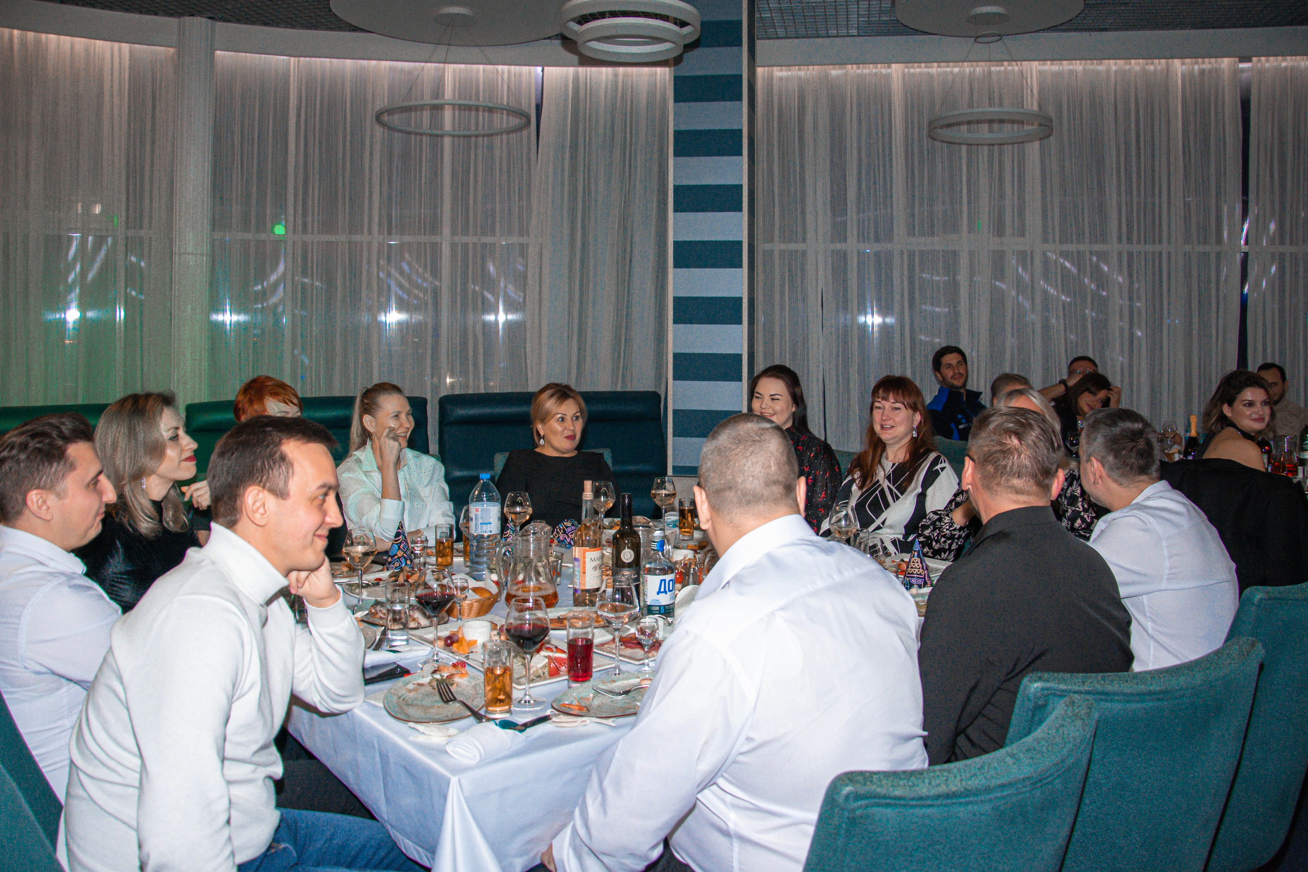 Корпоратив. Женский фотограф в Людиново и Киров