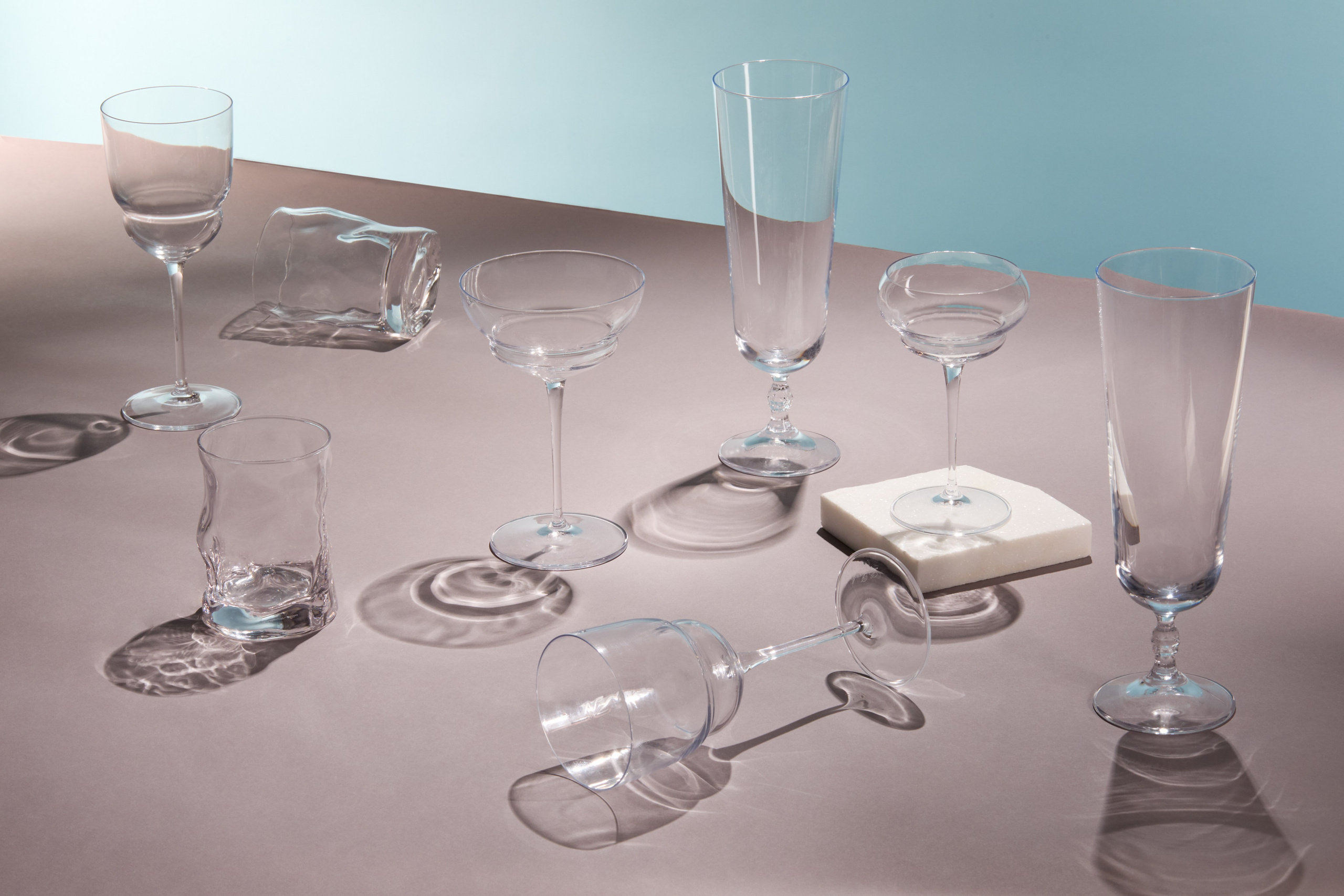 Стеклянные бокалы. Сайт о предметной, имиджевой и портретной фотографии, фотограф Фил Киреев