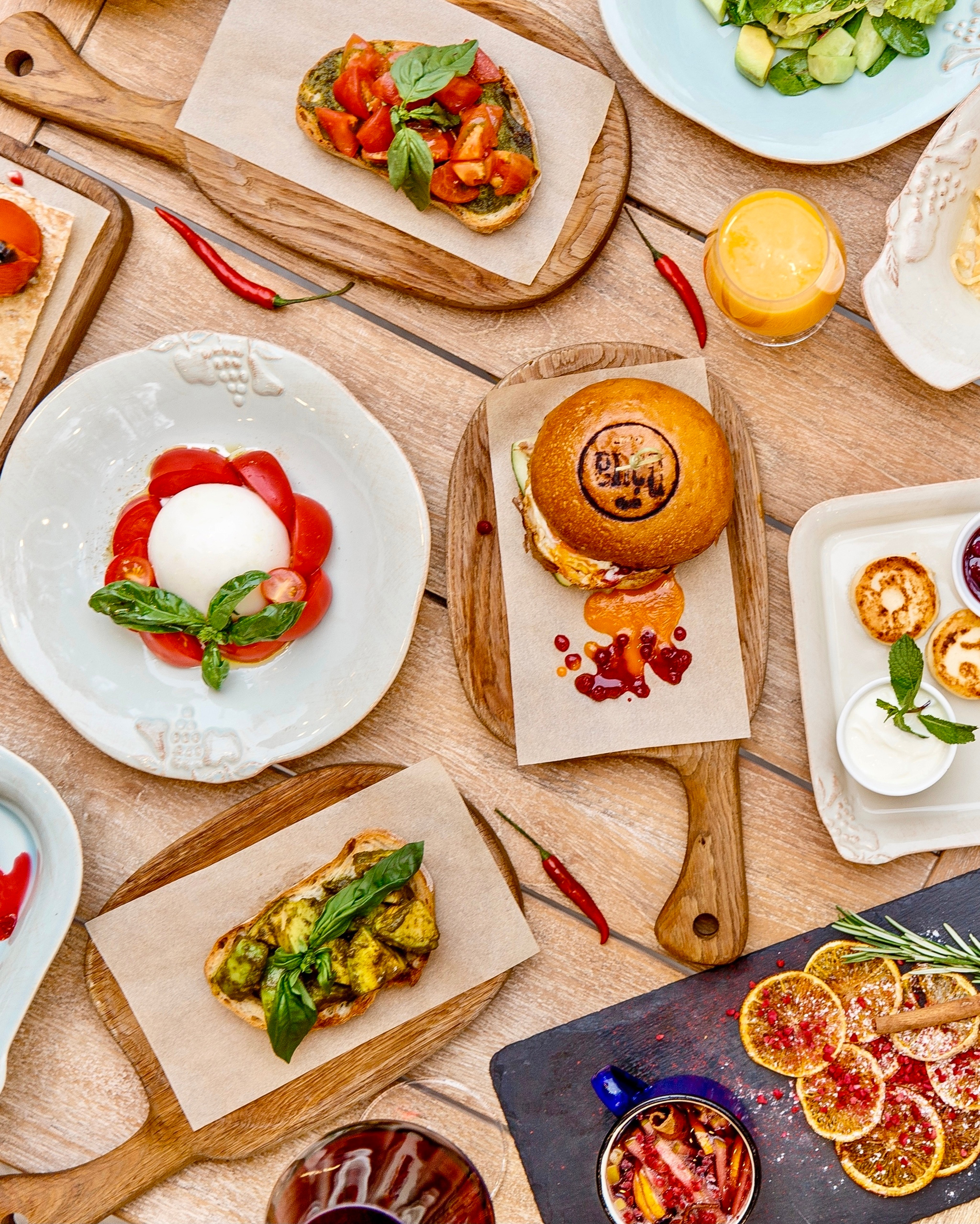 Dacha cafe&bar | Nikolina Gora. AMODEO STUDIO