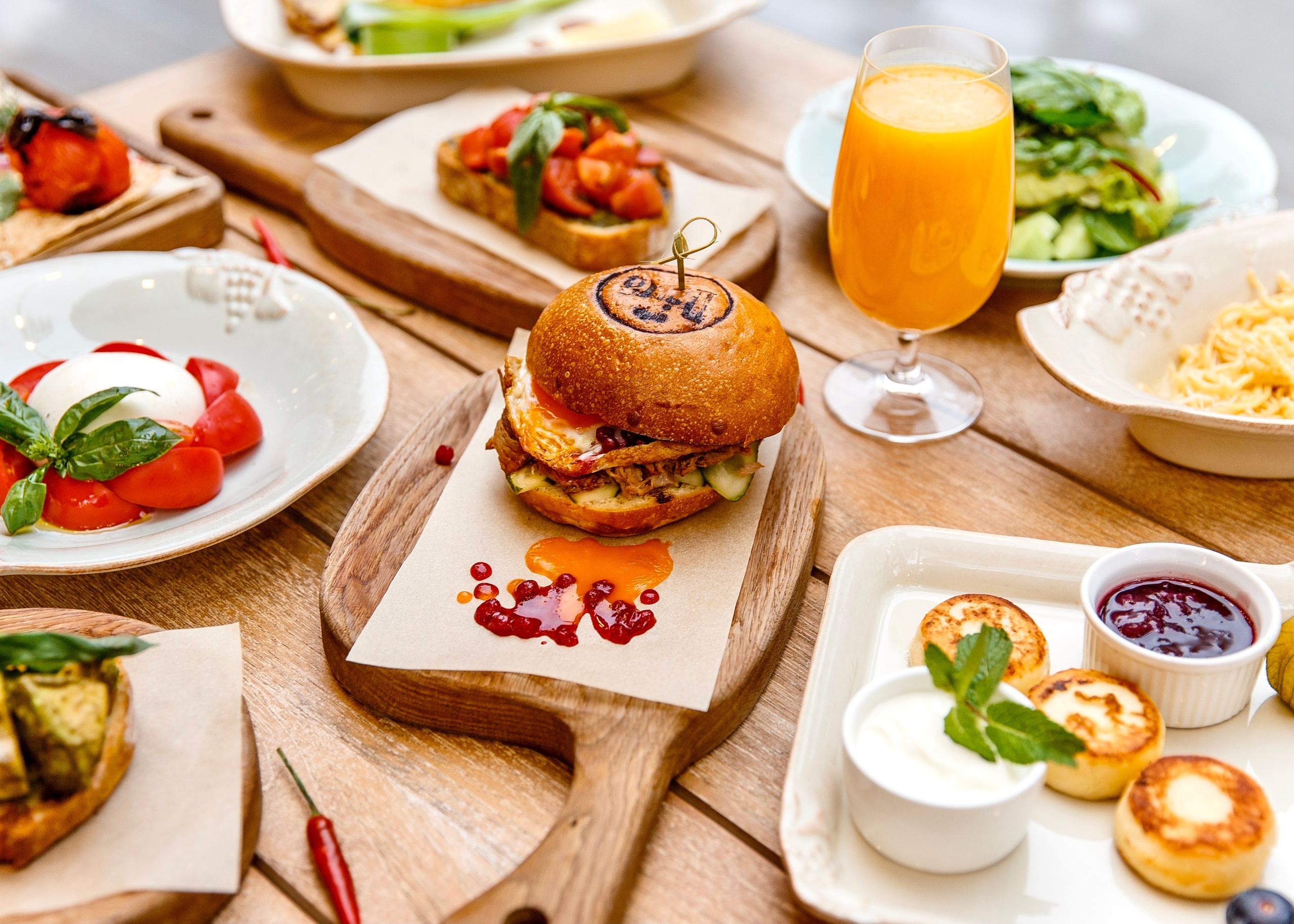 Dacha cafe&bar | Nikolina Gora. AMODEO STUDIO