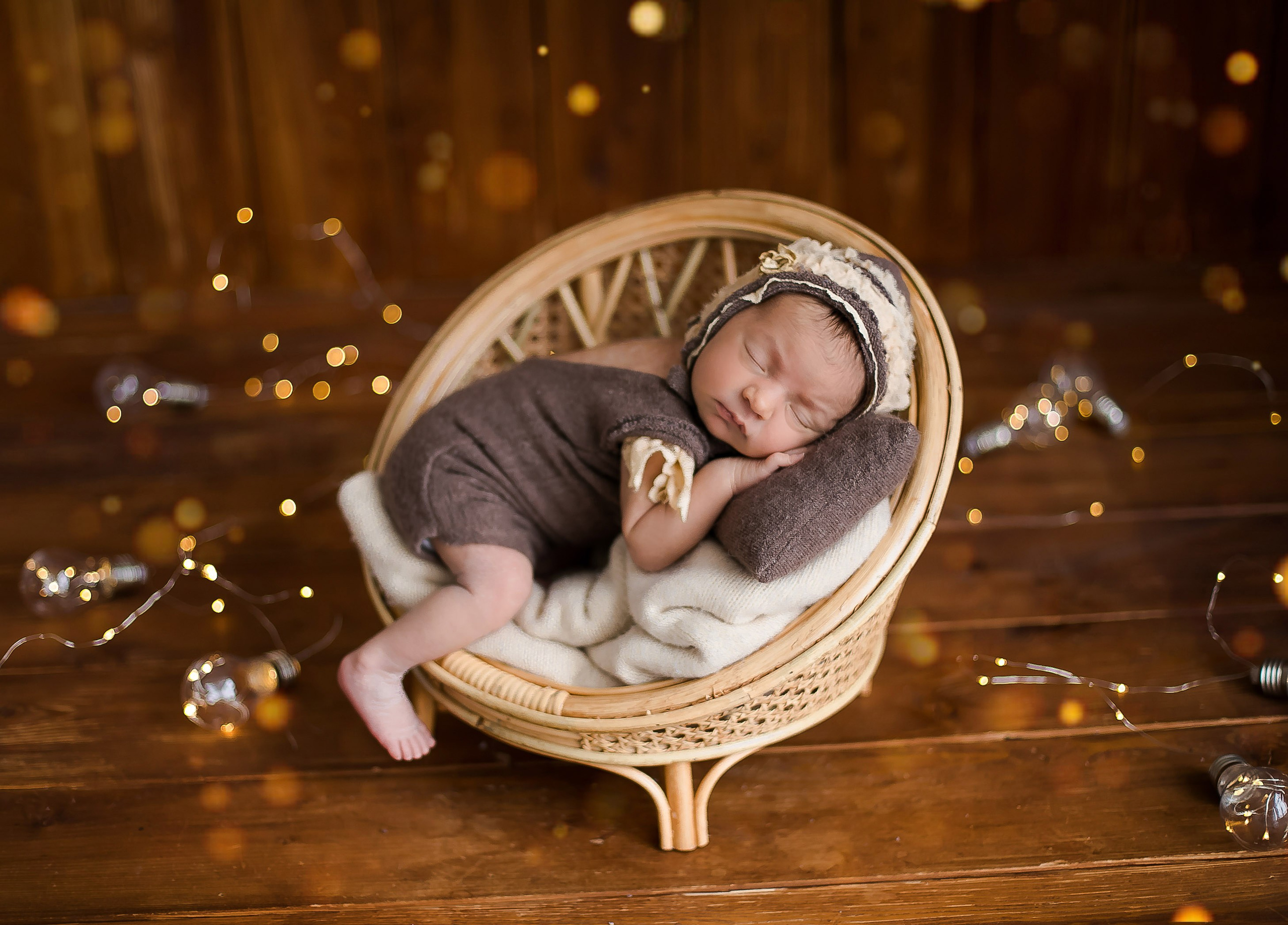 Newborn девочки. Главная