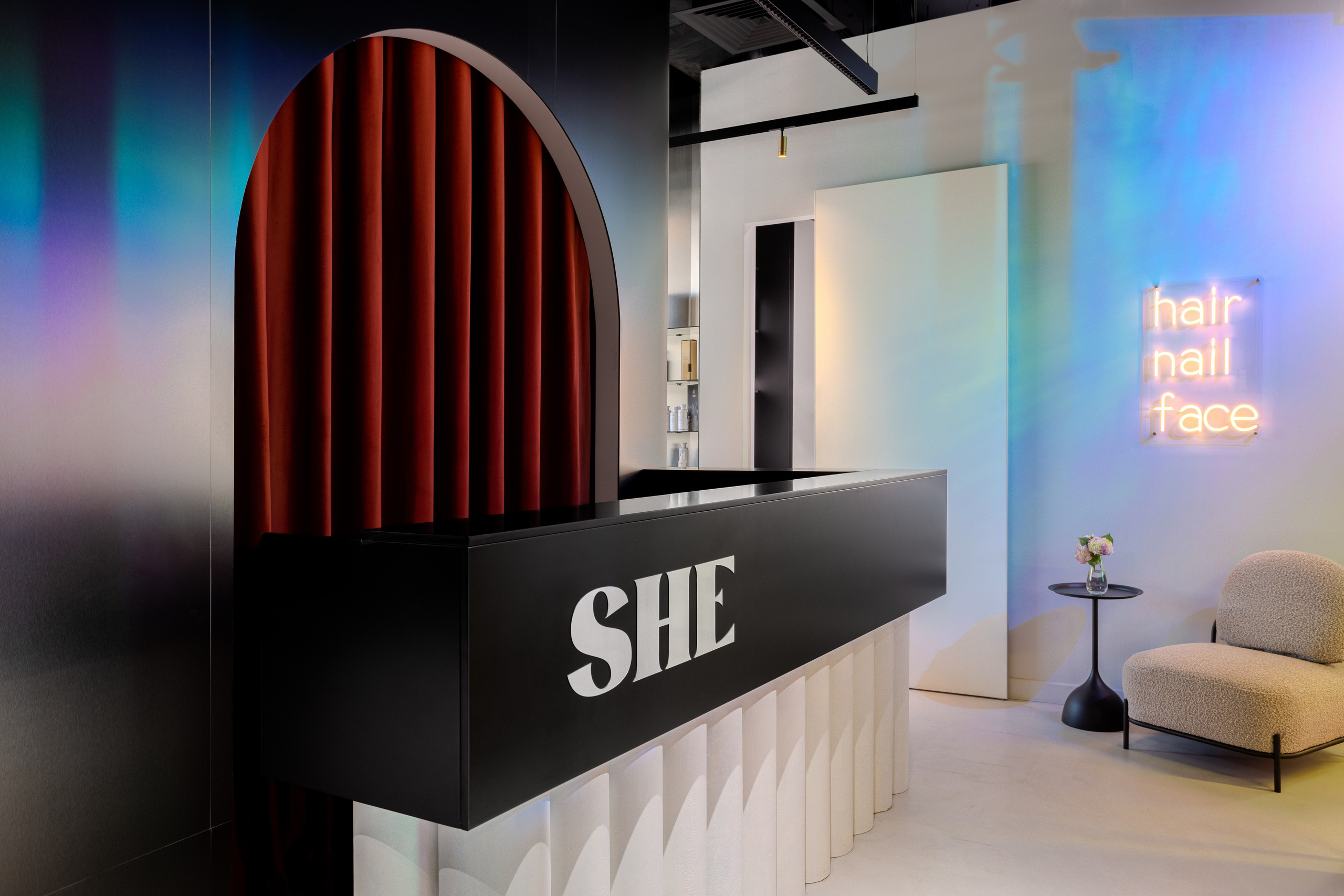 «SHE» Студия красоты. Проект О.Богаткиной г. Краснодар. Интерьерный фотограф в Краснодаре Алексей Шмуль